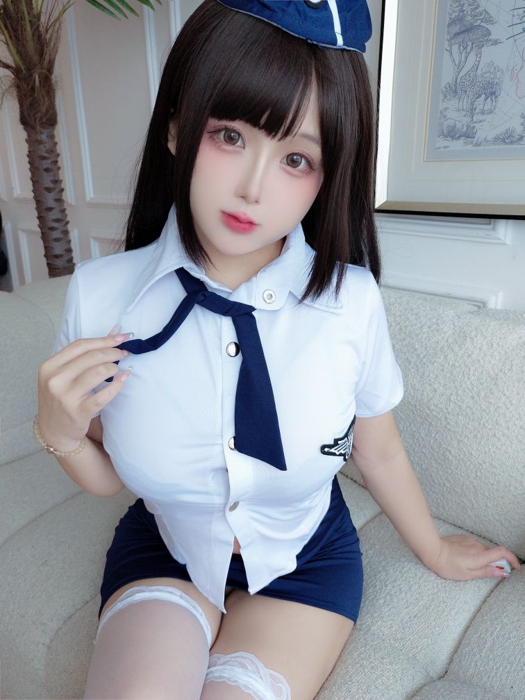 日奈娇-空姐