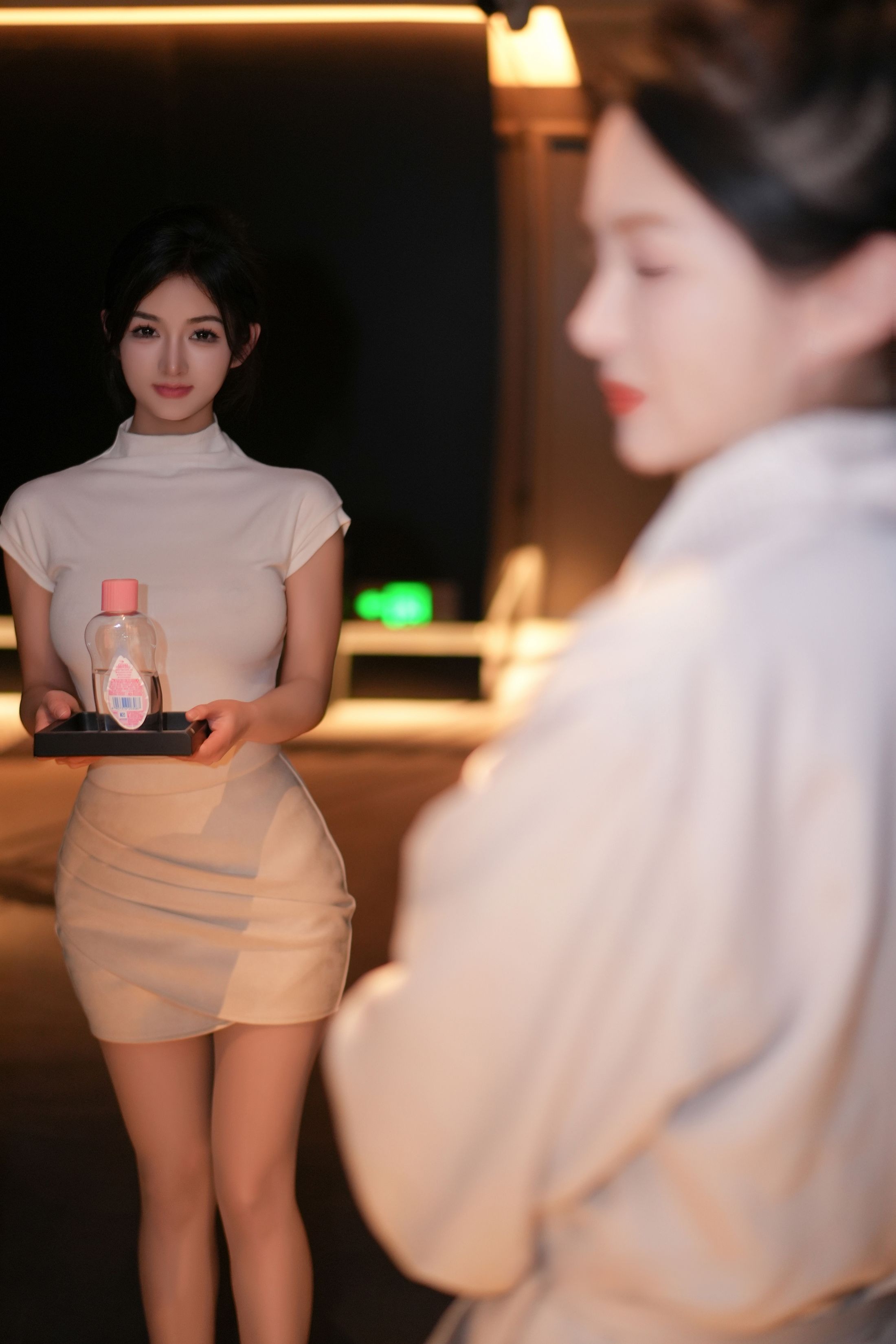 林幼一 & 谭小灵 - 精油SPA 123P