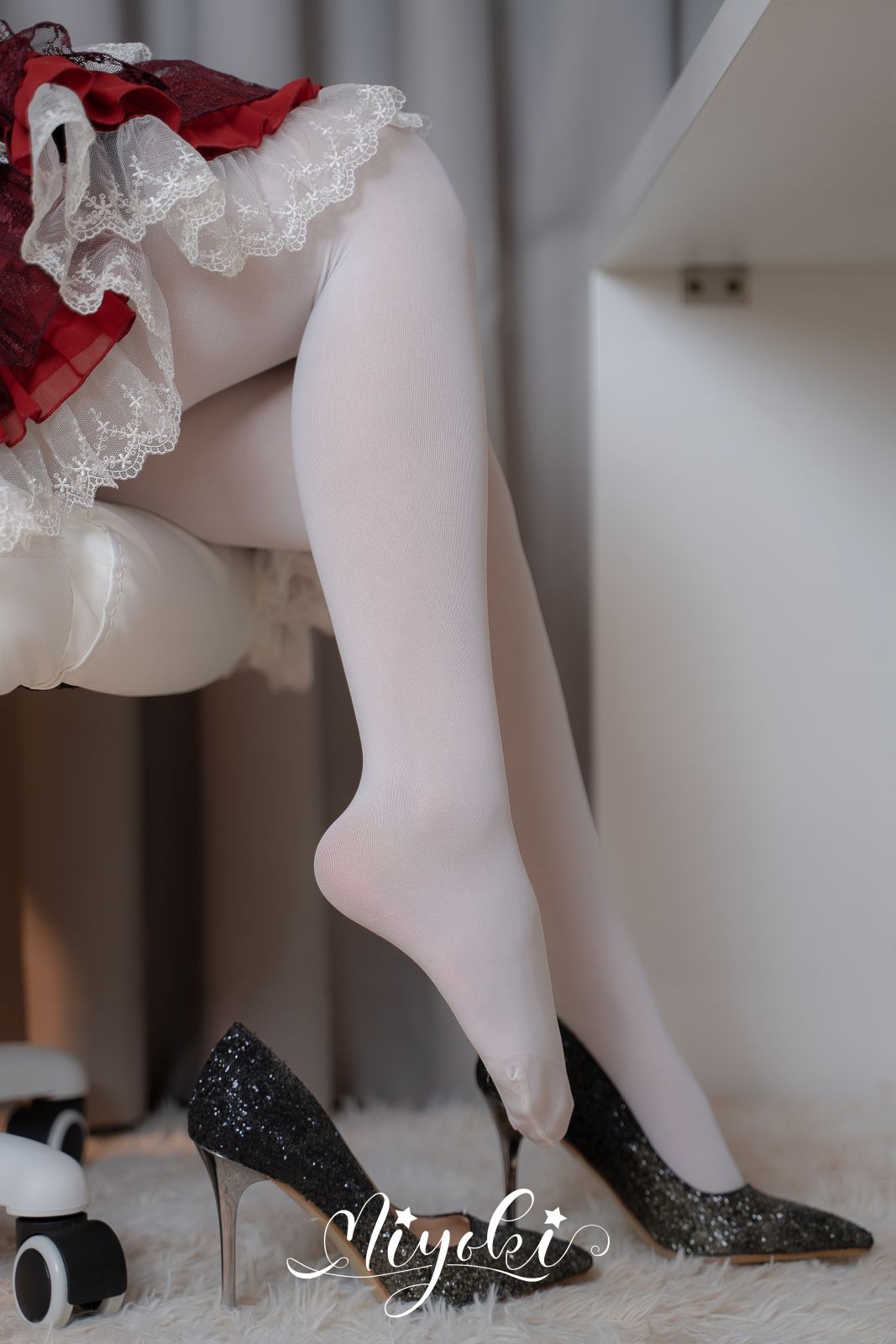 铃木美咲 洛丽塔少女 [51P1V-1GB]