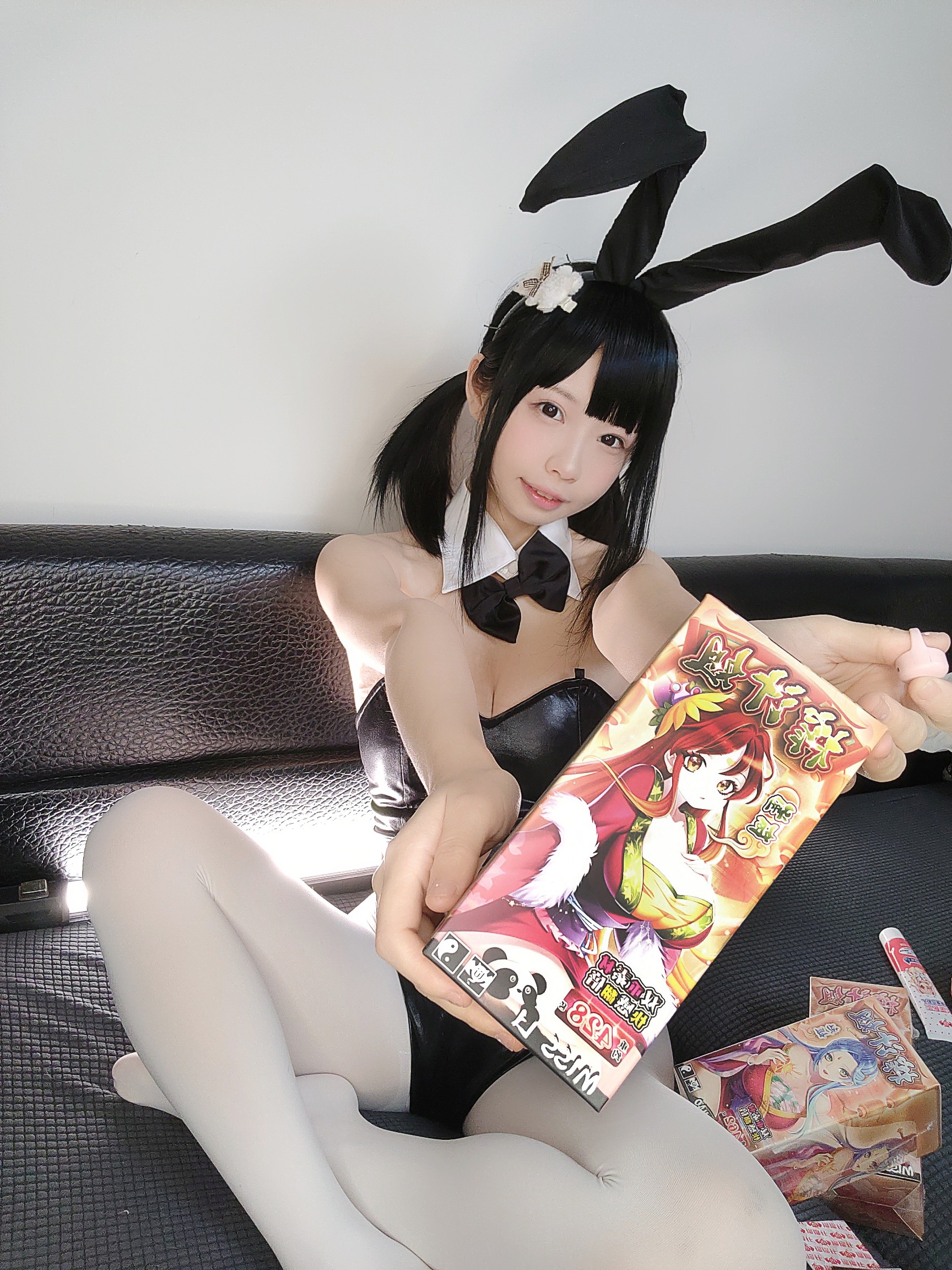 十万珍吱伏特 白丝兔女郎 60P