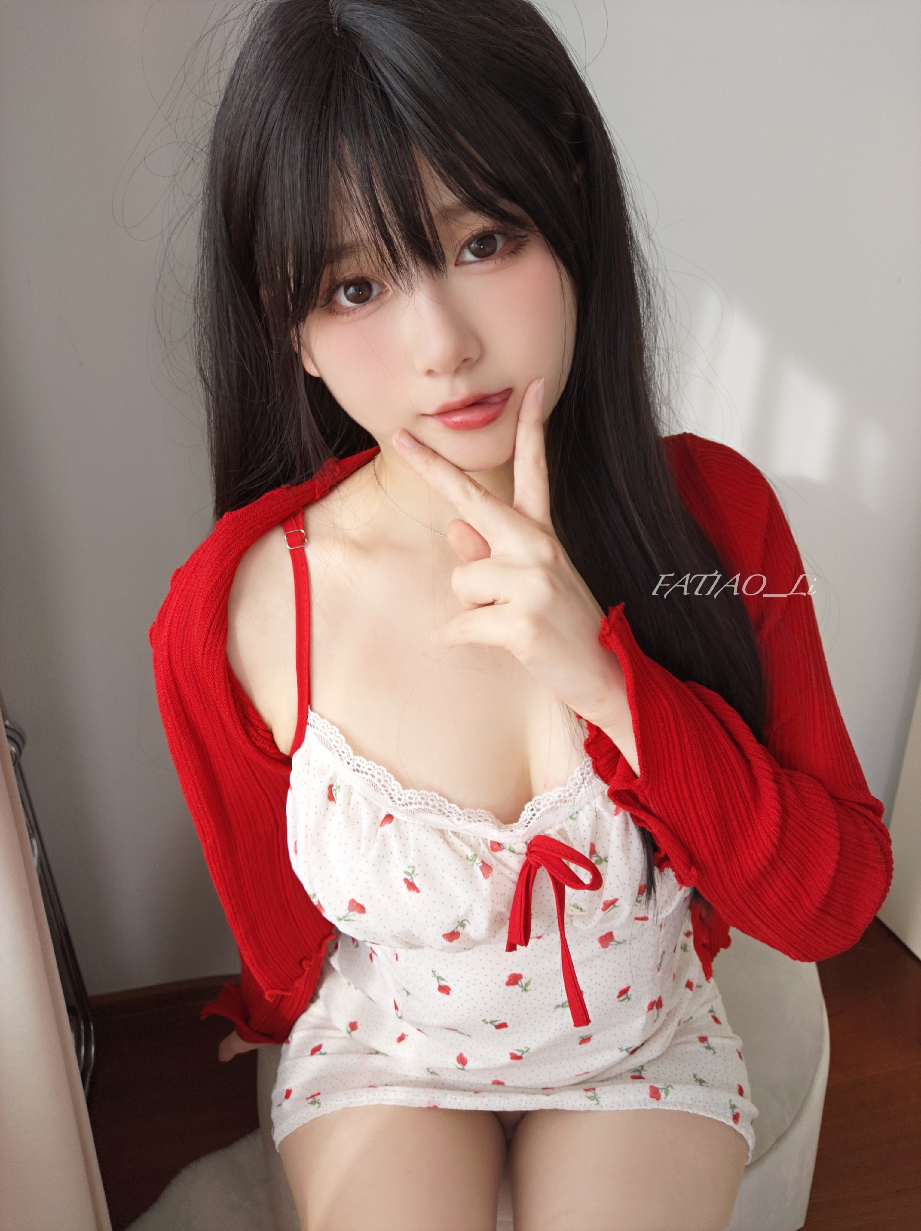 เมยจือไดลี่ ภาพถ่ายเซลฟี่ ฮารุฮิ โชโจ [77P3V-444MB