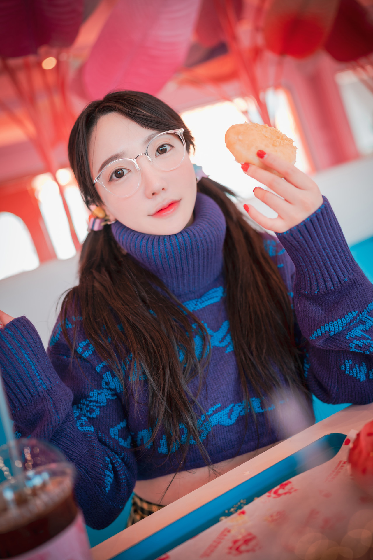 Son Yeeun 손예은, [DJAWA] Early Spring Walk in March Vol.2 (+S.Ver) Set.02