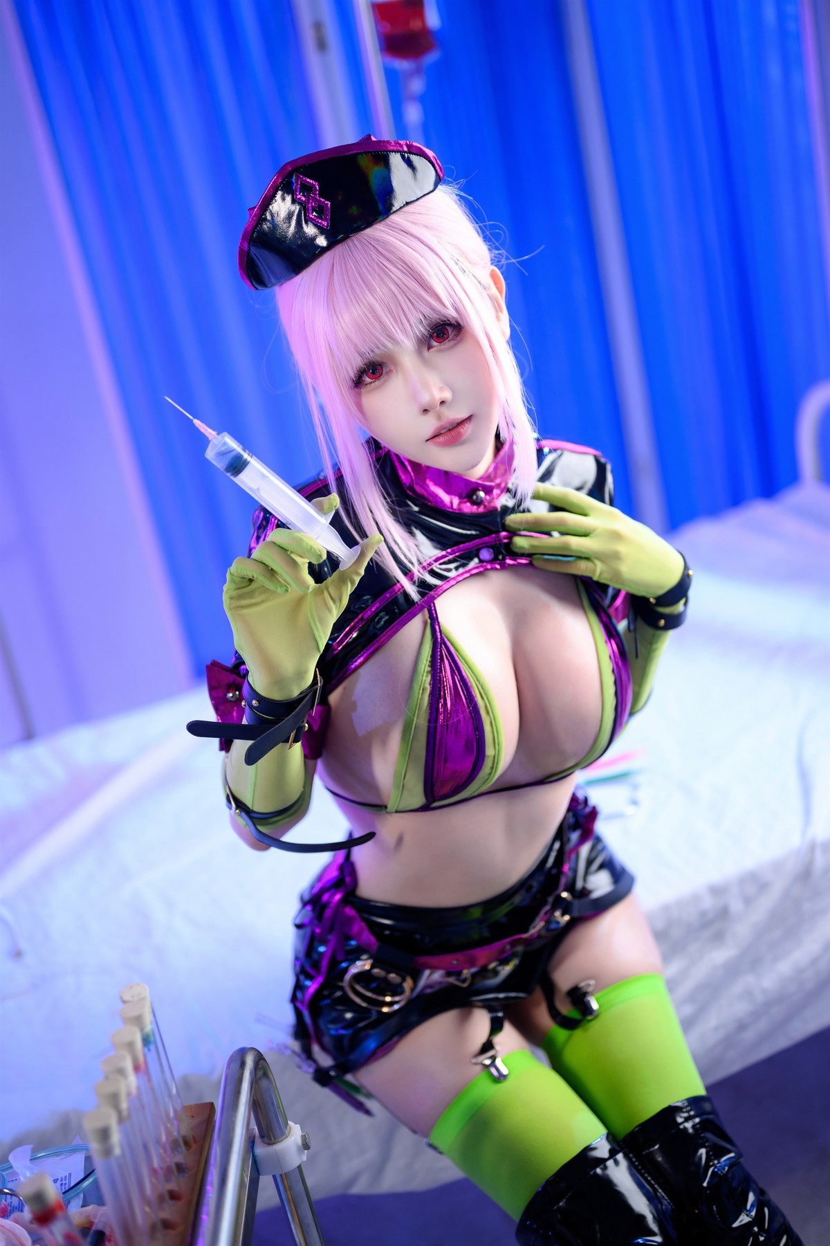 Cosplay 凛子酱 南丁格尔