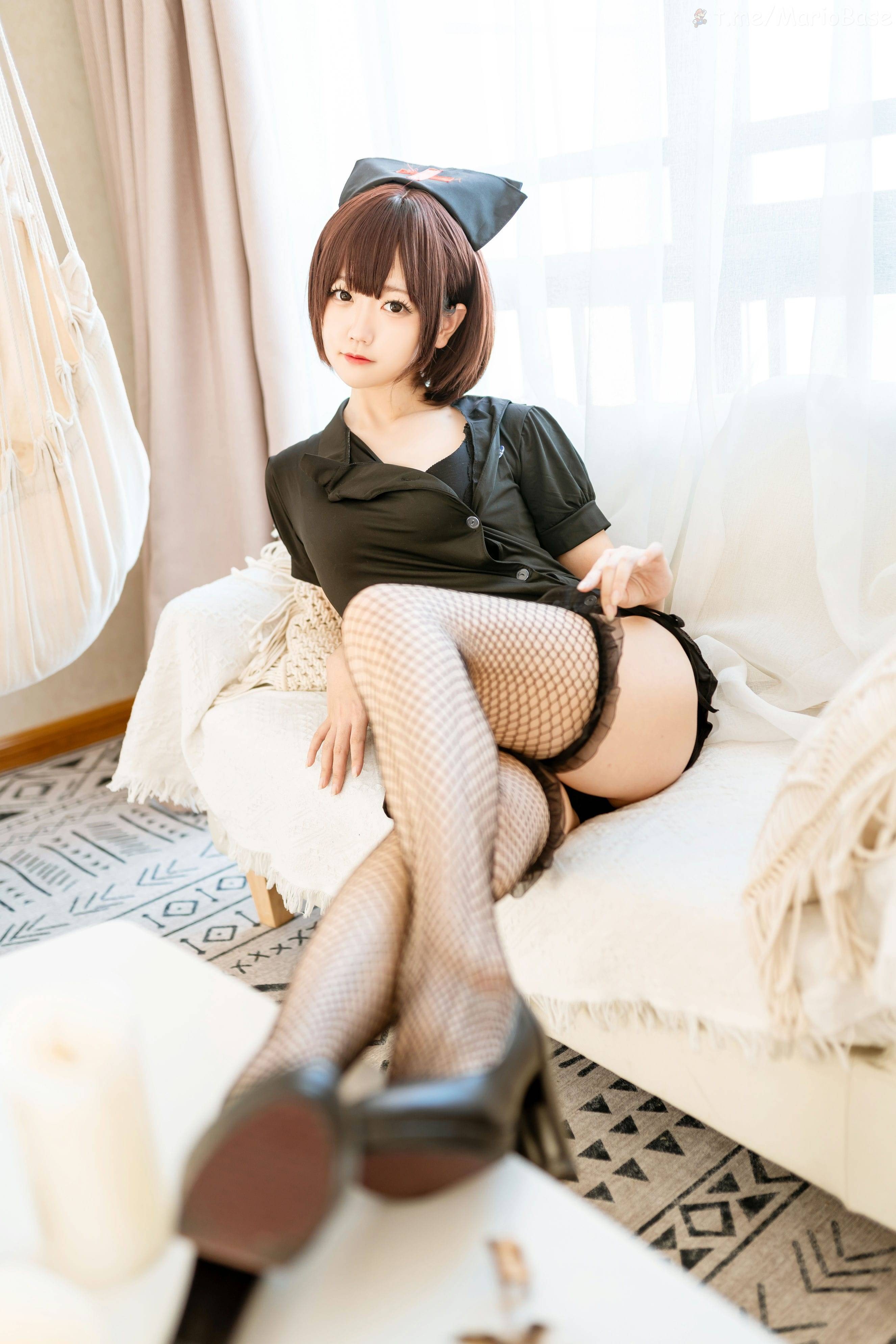 Phi Phi Ya - Y tá [40P