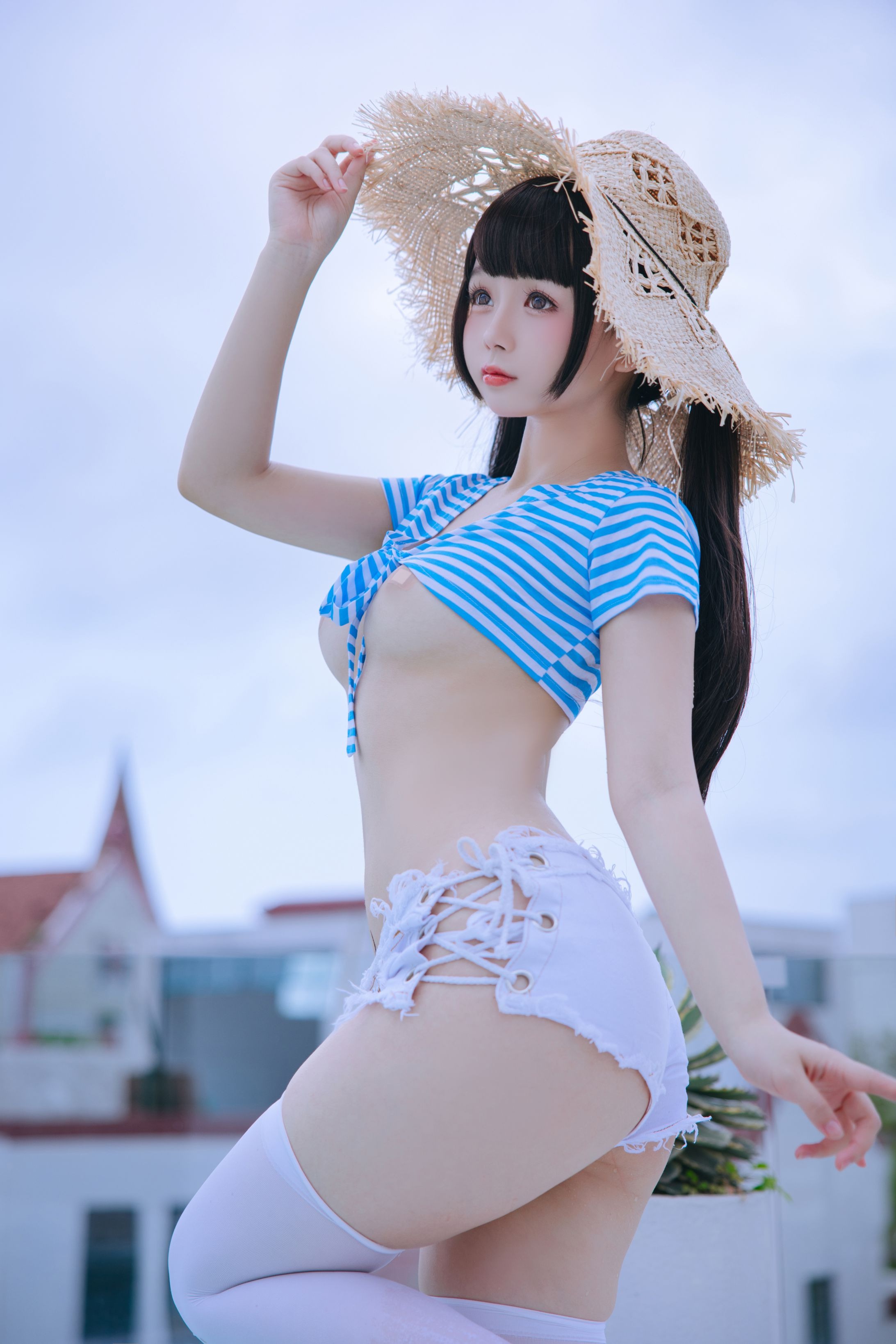 ริ奈จ้าว ลายทางน้ำเงินขาว 150P6V