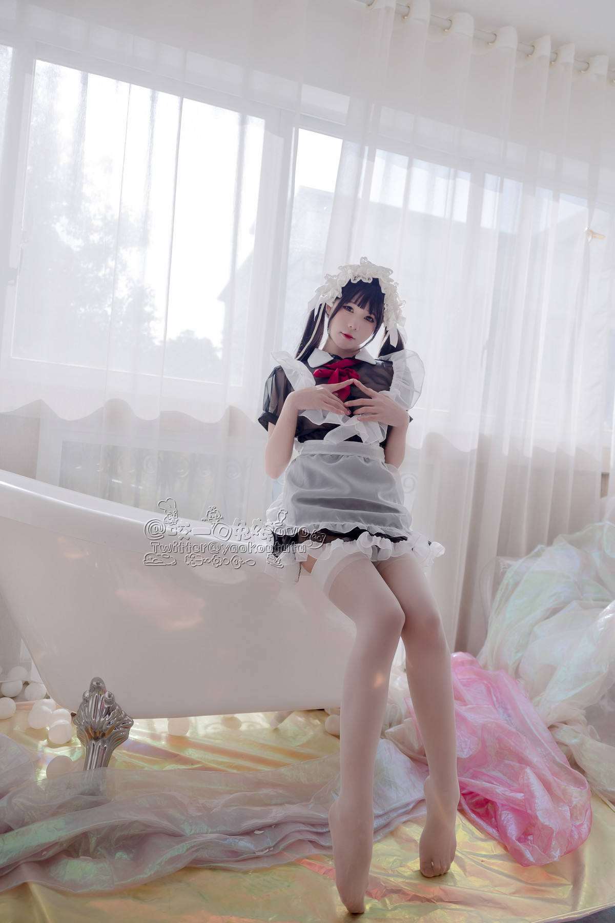 คอสเพลย์ เหนียวเหนียวตวนโจถู ดำขาวเมด