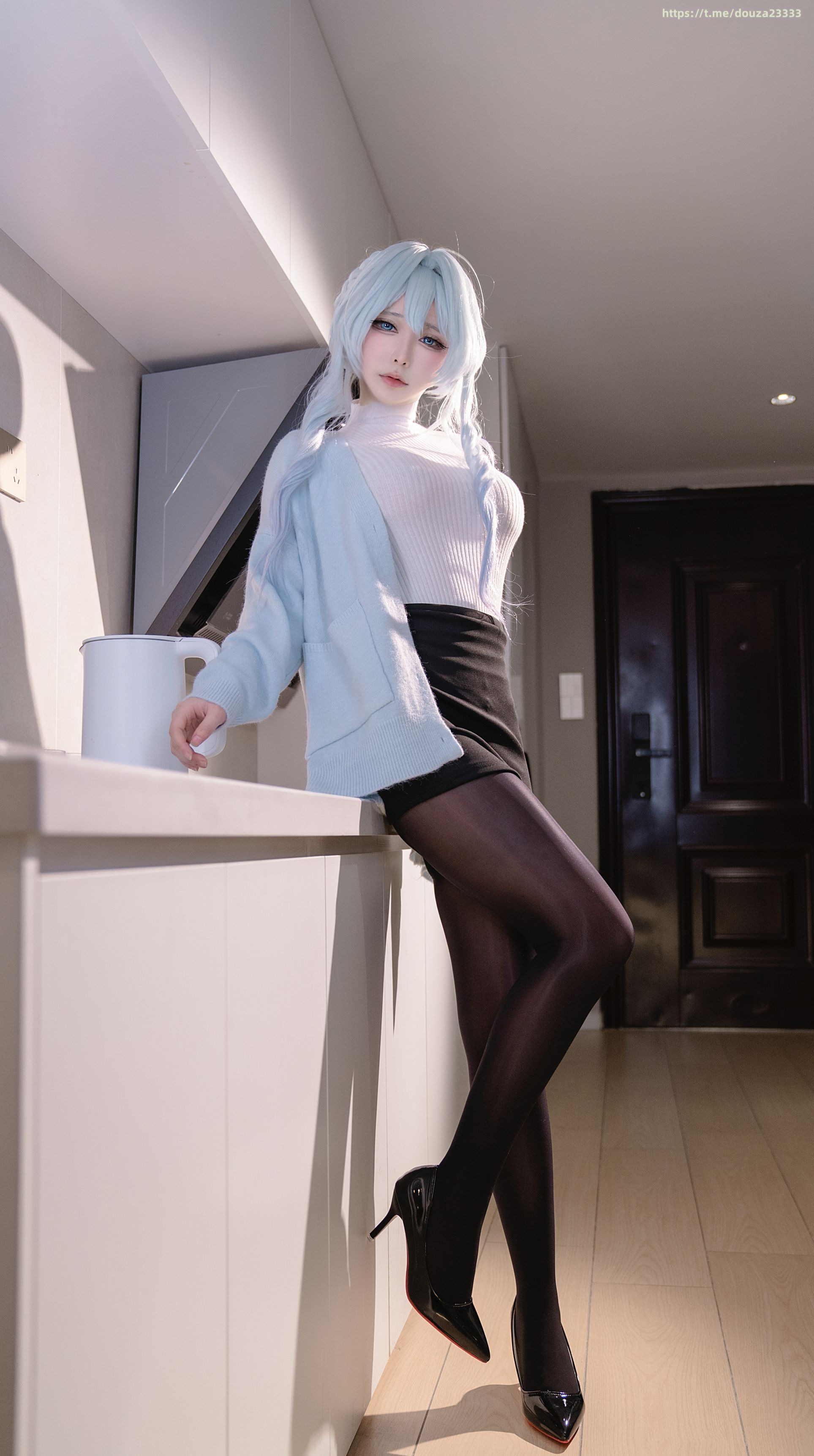 Anh Lý Lý Tuyết Nữ 32P
