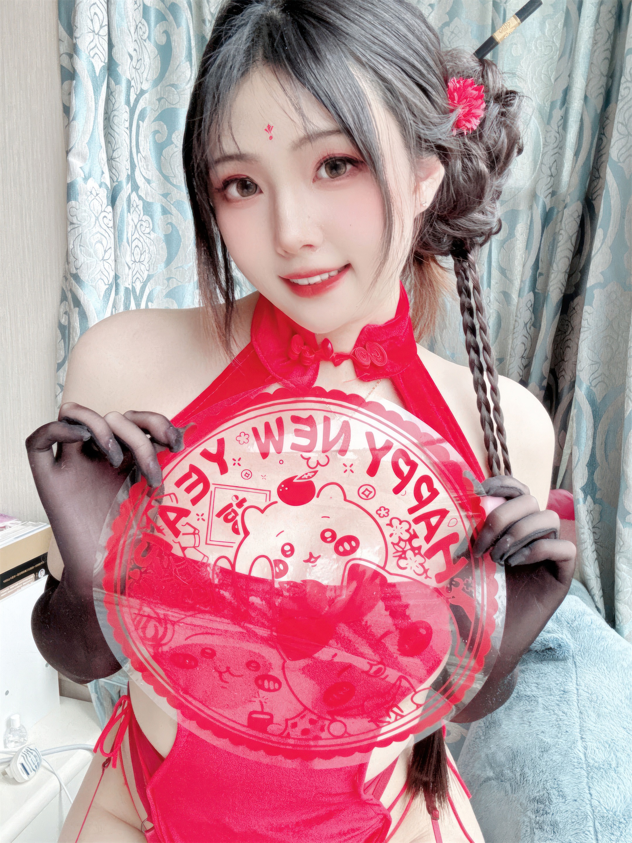 Natsuko夏夏子 龙年新春 45P