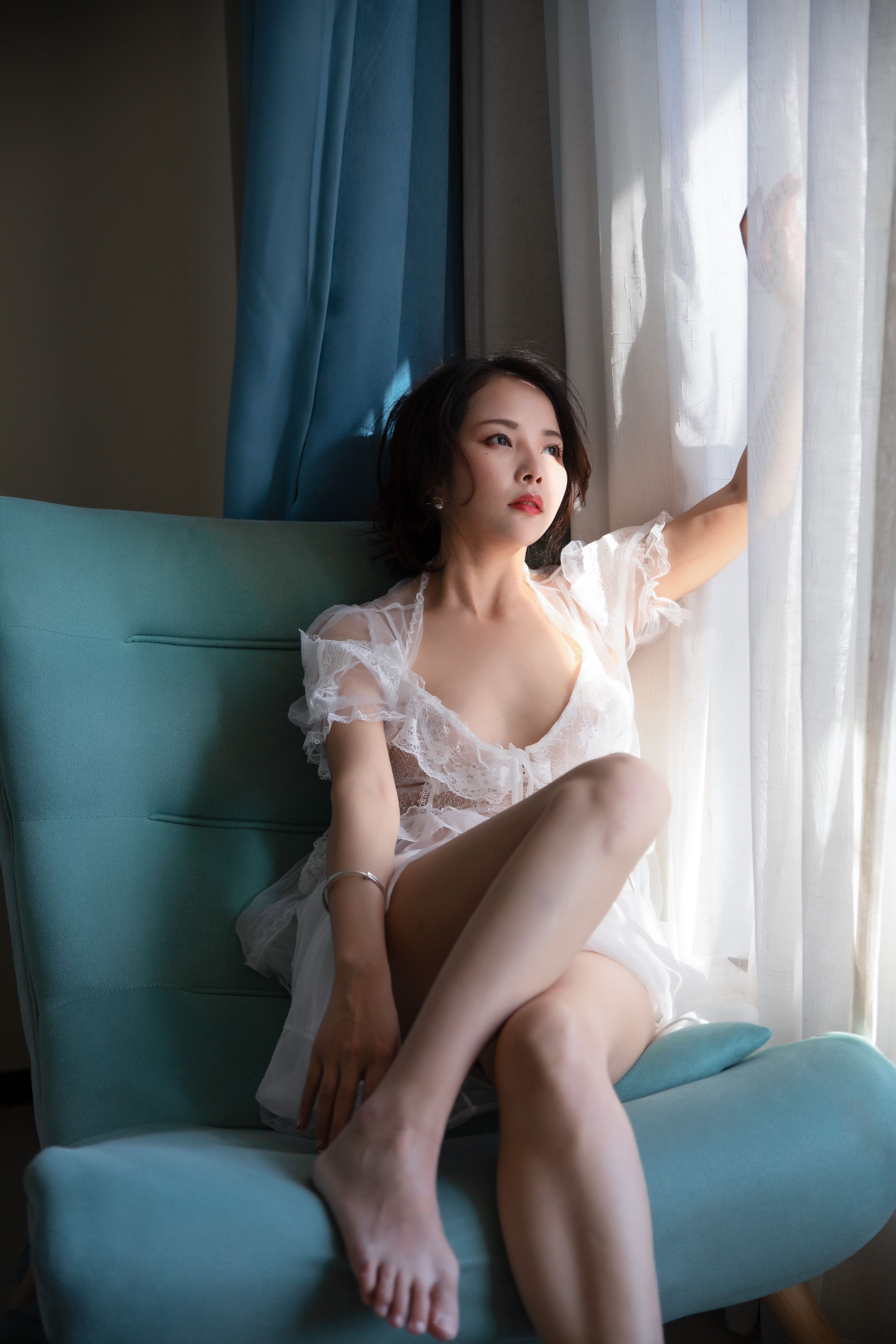 สุเยียนเยียนอาเหย เดรสสีน้ำเงิน 28P