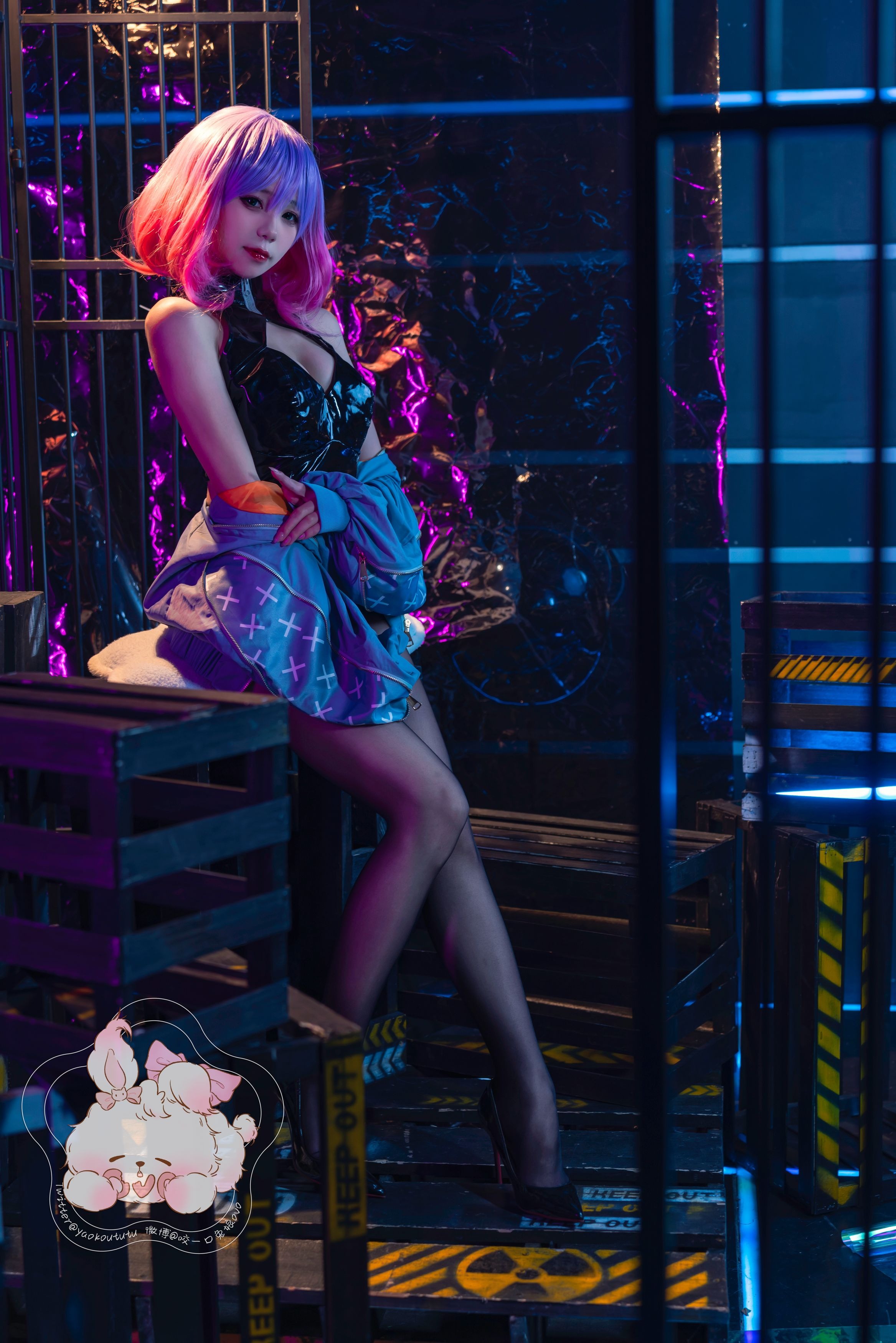 咬人小小兔 - Mask Girl Luna 52P