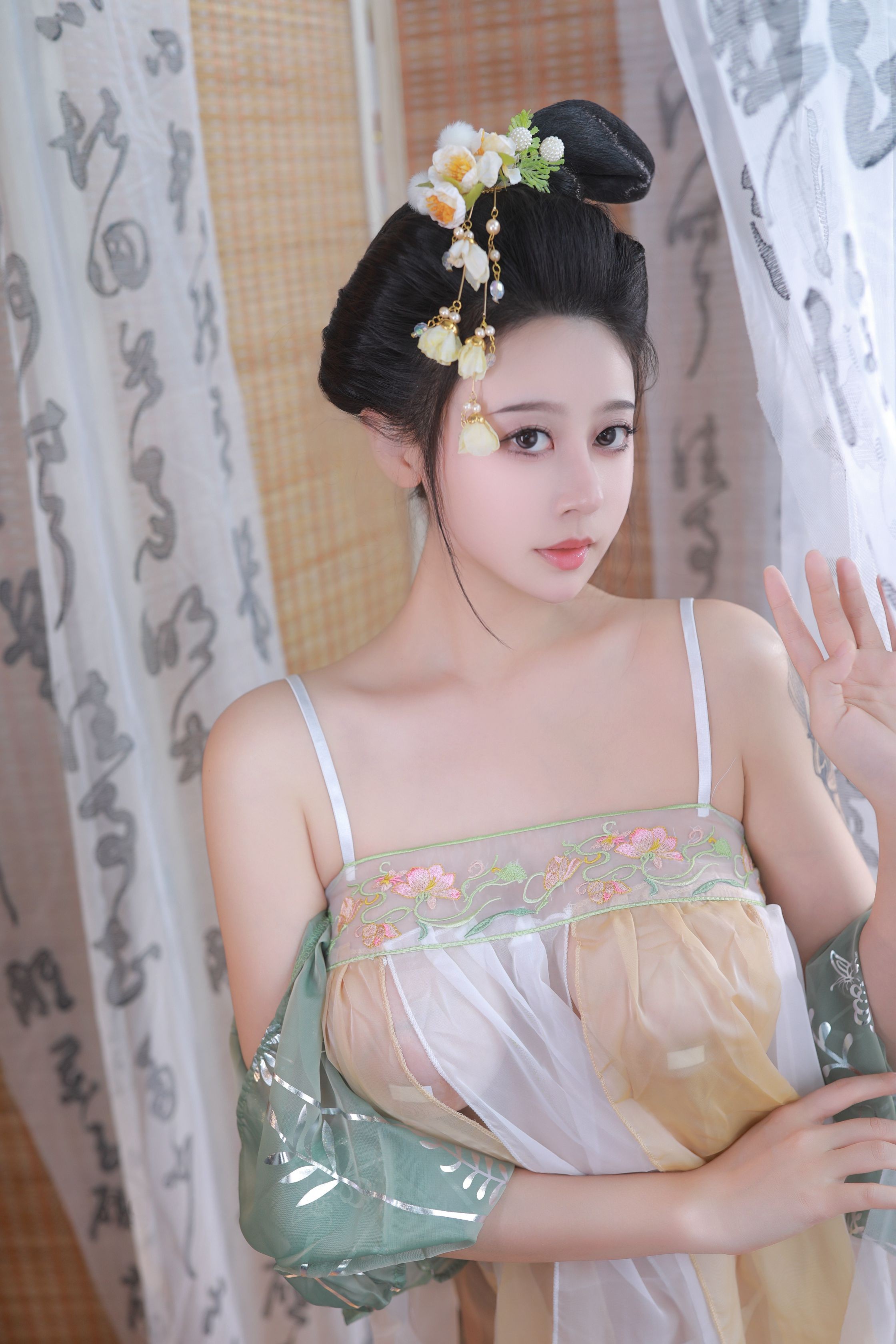 Nai Xi Jiang nice - Phong cách cổ Thanh Sa Hy 70P