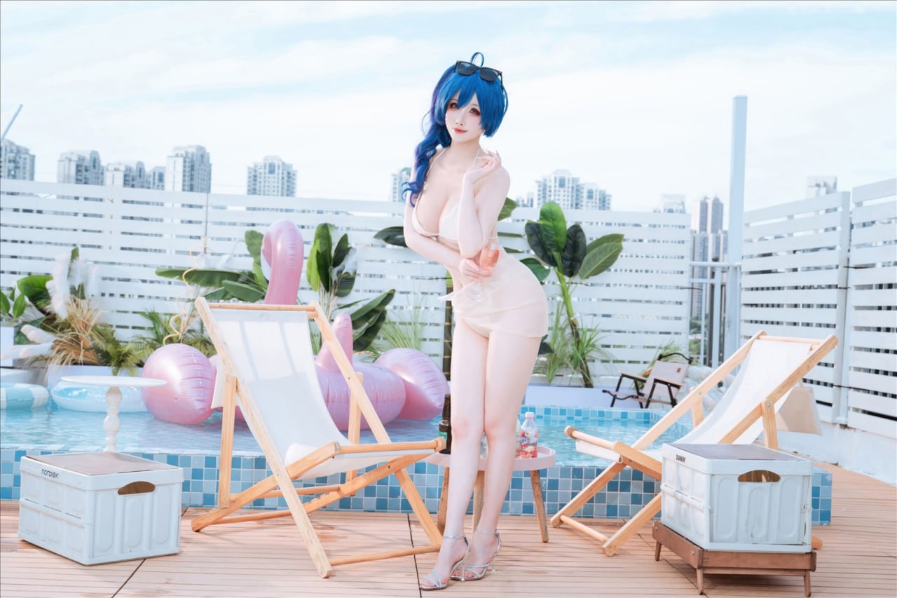 rioko Lương Lương Tử - Azur Lane Thánh Louis Bikini màu sâm banh 40P