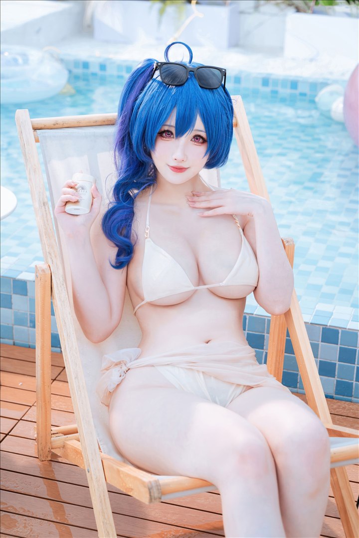 rioko Lương Lương Tử - Azur Lane Thánh Louis Bikini màu sâm banh 40P