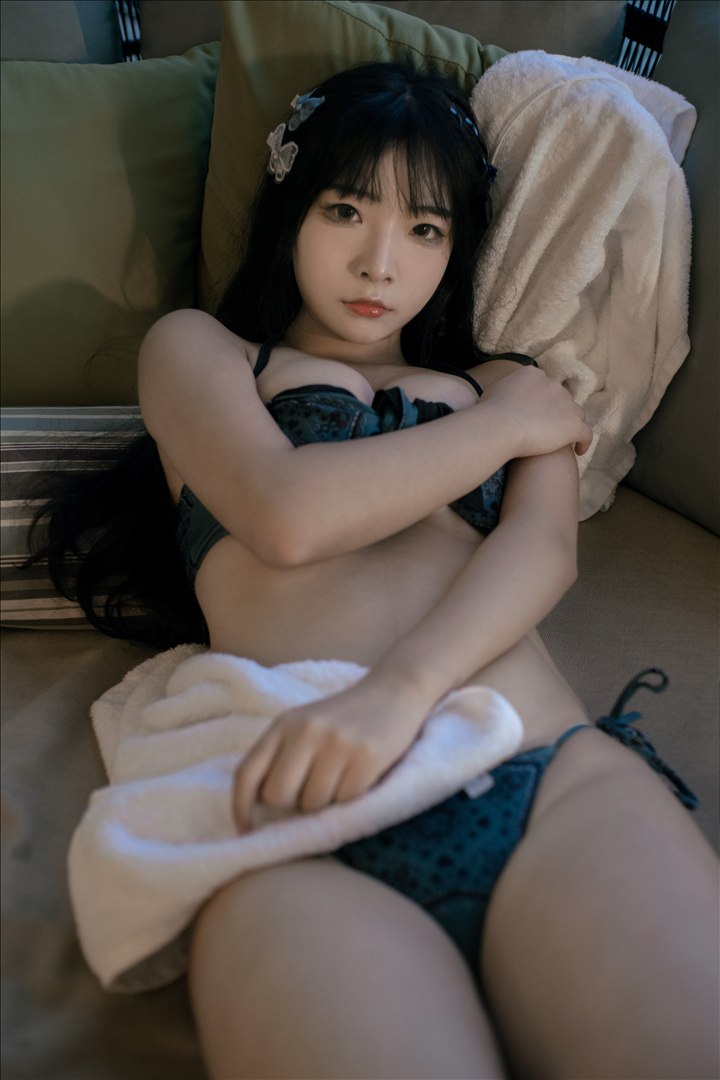 yuuhui玉汇 - 曦中蝶 40P