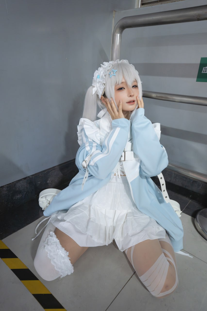蠢沫沫《水色》244P1V Cosplay写真套图