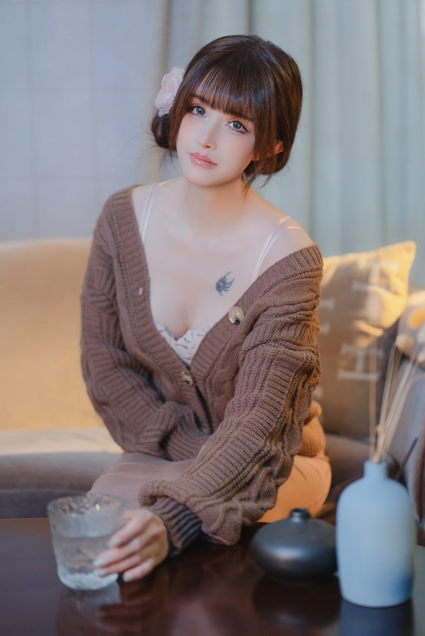 鹿八岁baby - 无法拒绝的要挟 221P1V