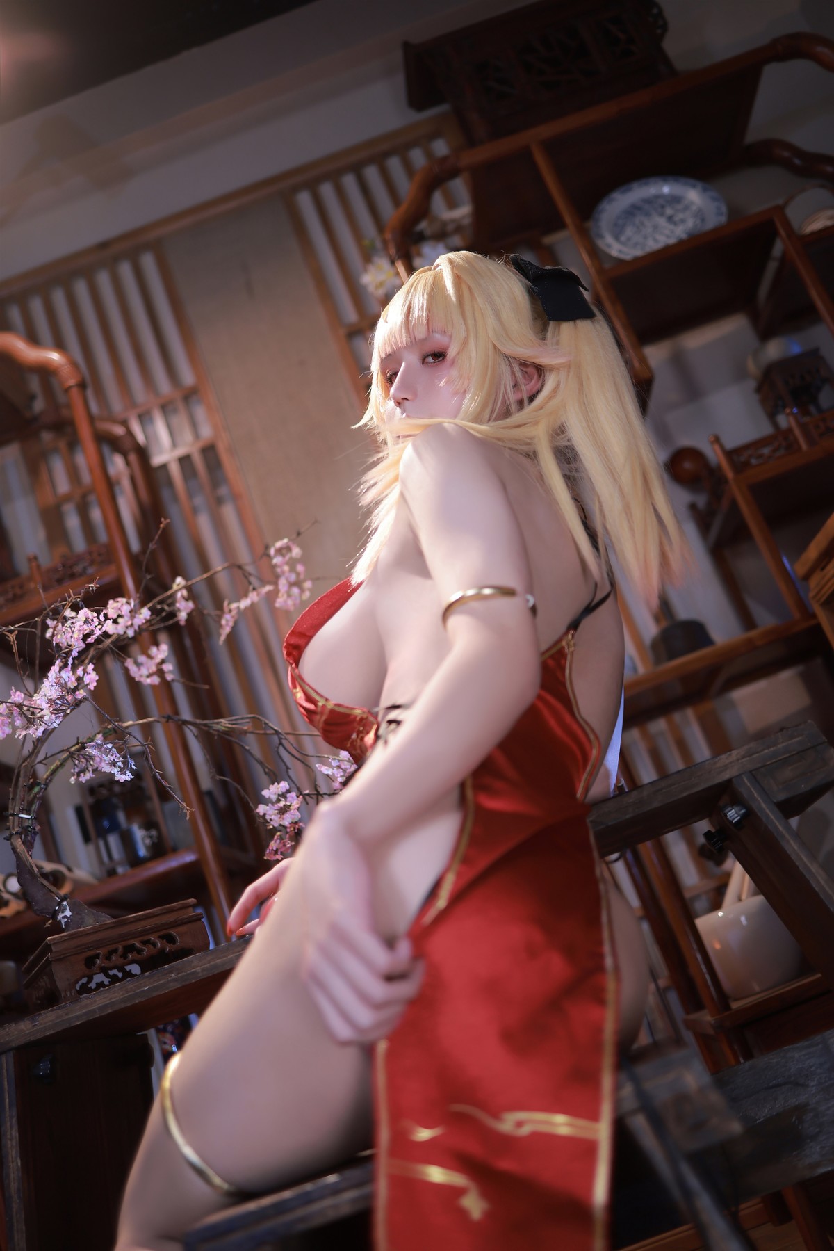 Sakura Man San Shi, Moe Ji Union, Qipao