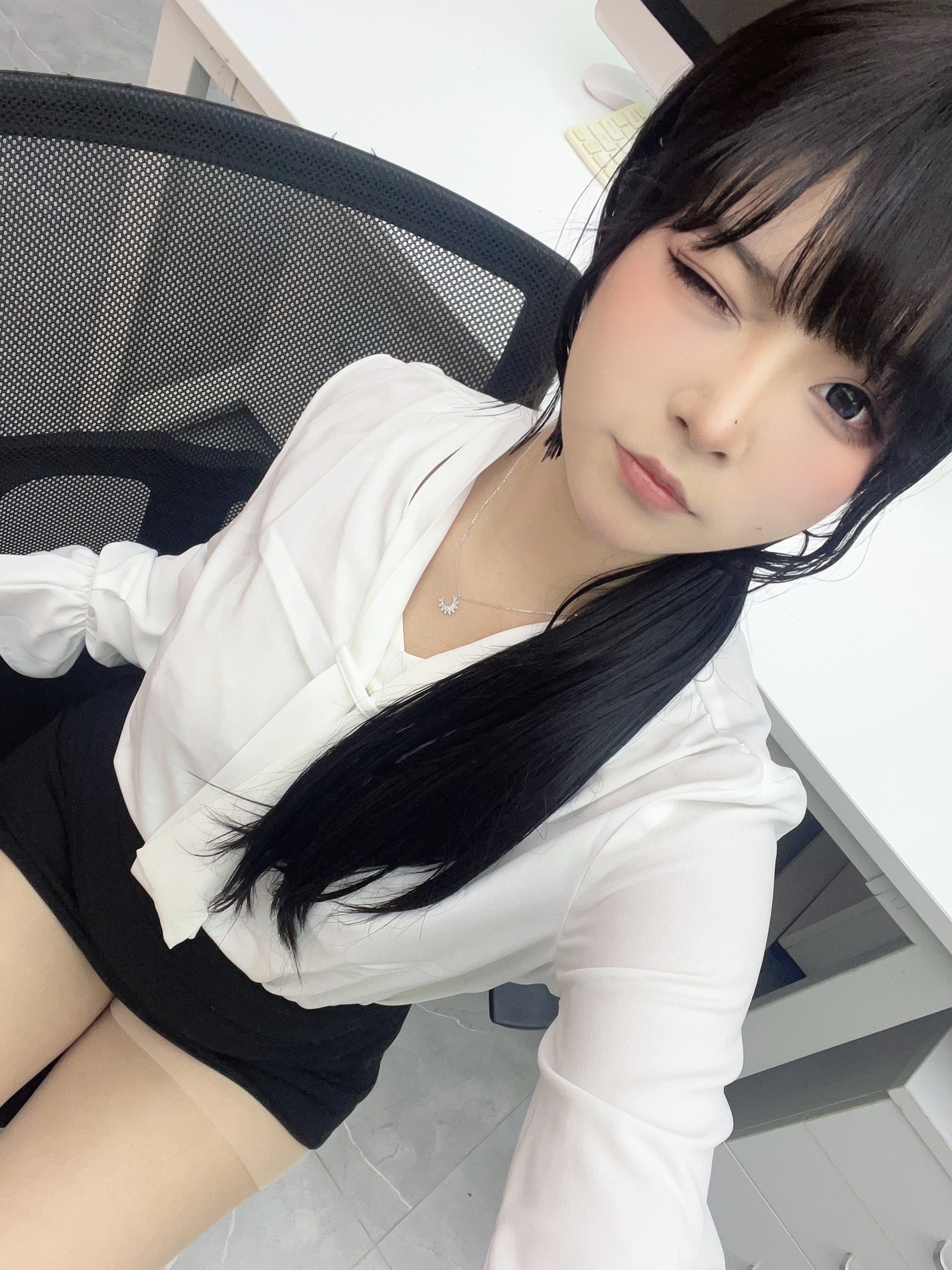 Ngọc Hội - Thư ký chu đáo 37P