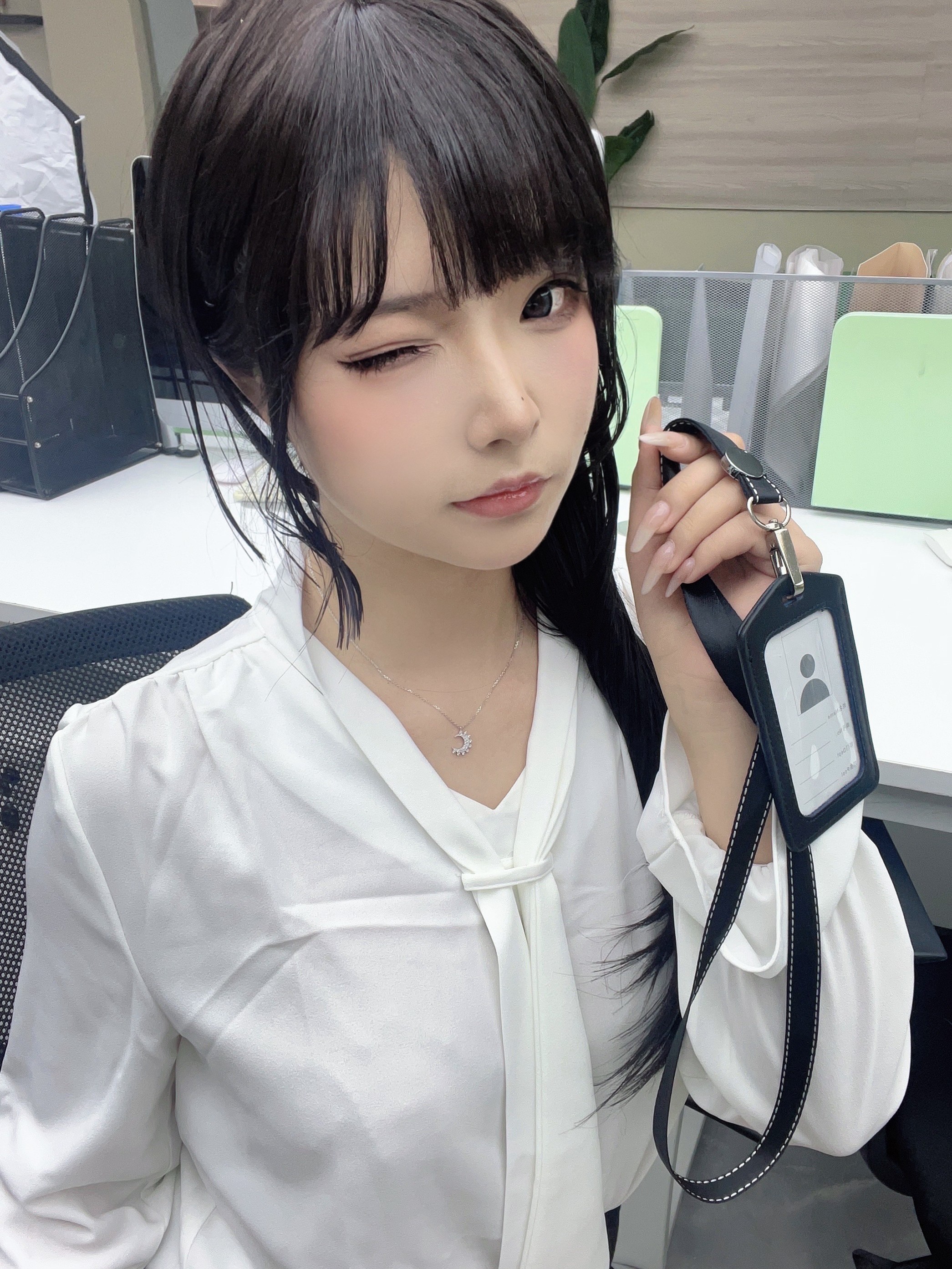Ngọc Hội - Thư ký chu đáo 37P