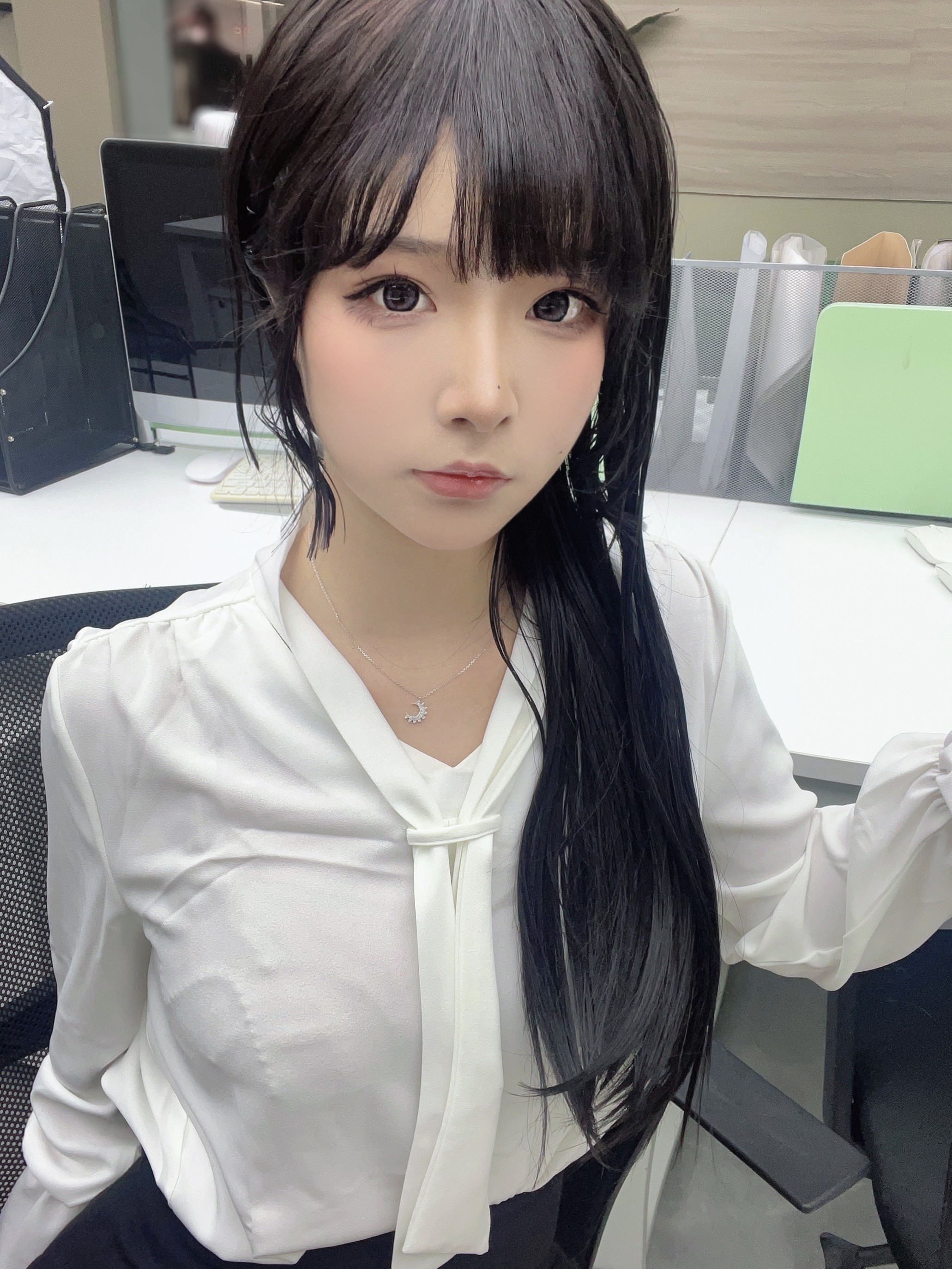 Ngọc Hội - Thư ký chu đáo 37P