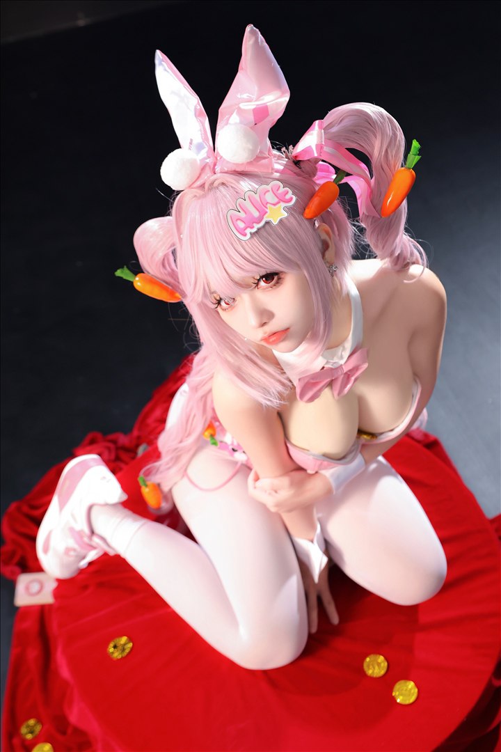G44不会受伤 - 爱丽丝兔女郎 15P