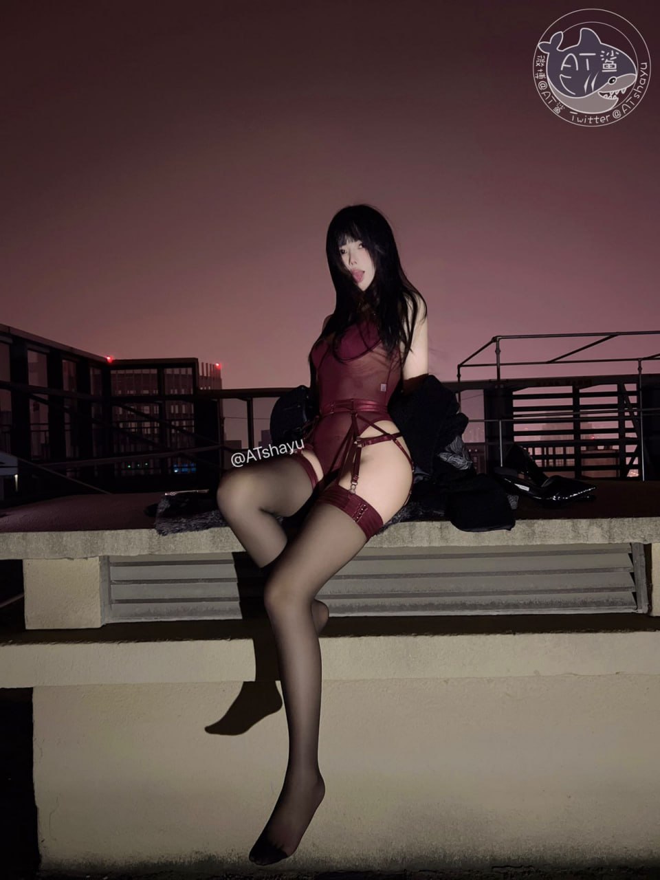 AT 샤크 신년 한정