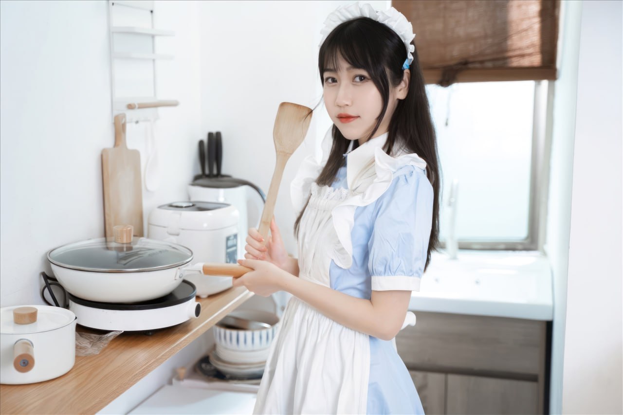不呆猫 - 厨房小女仆 35P