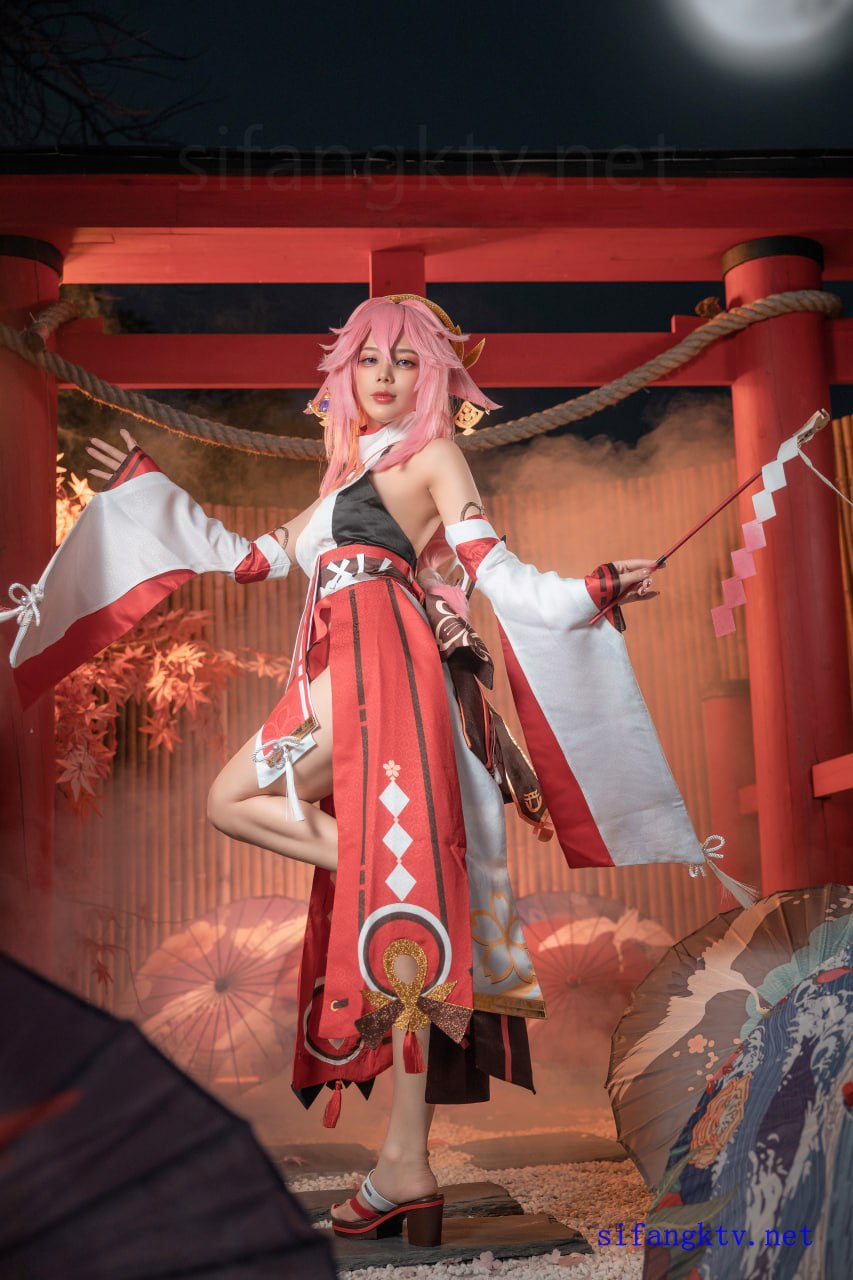cosplay 九言 - 原神 八重神子