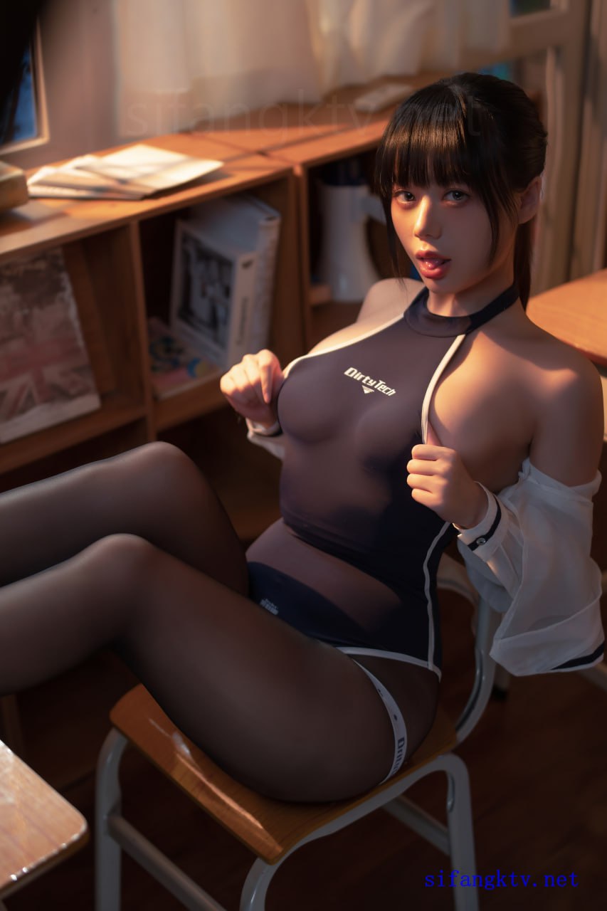 cosplay 九言 - 竞泳