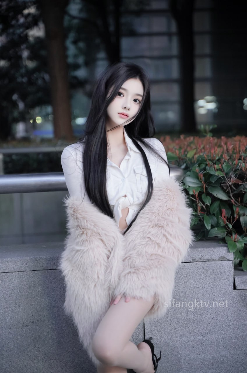 龙雪儿内购私拍全漏摄影 | 大尺度写真