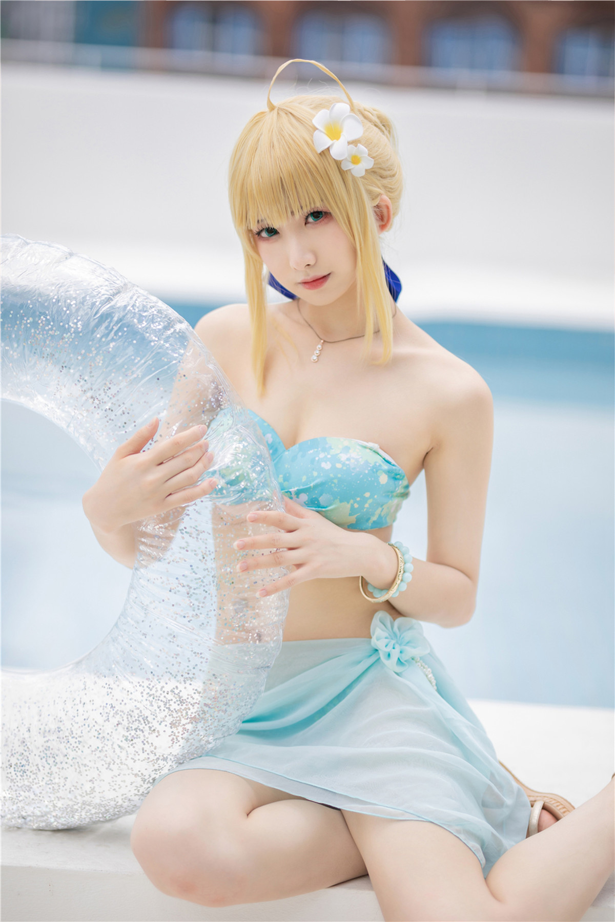 Cosplay 封疆疆v 阿尔托莉雅 潘德拉贡 泳装