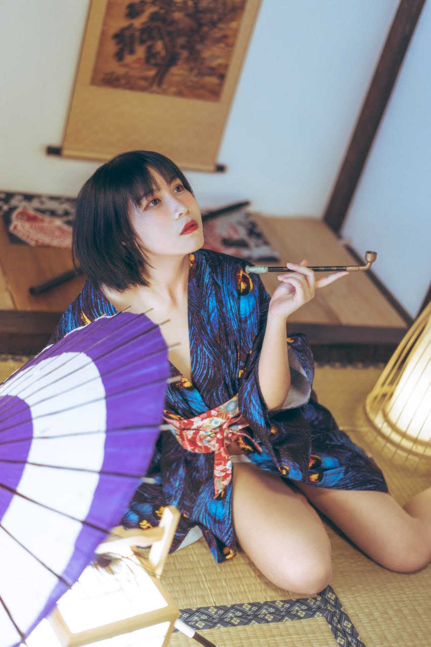枸名 - 孔雀和服