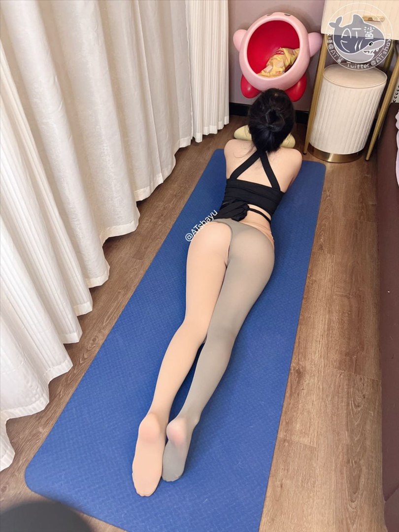 AT鯊 - 瑟瑟瑜伽 52P