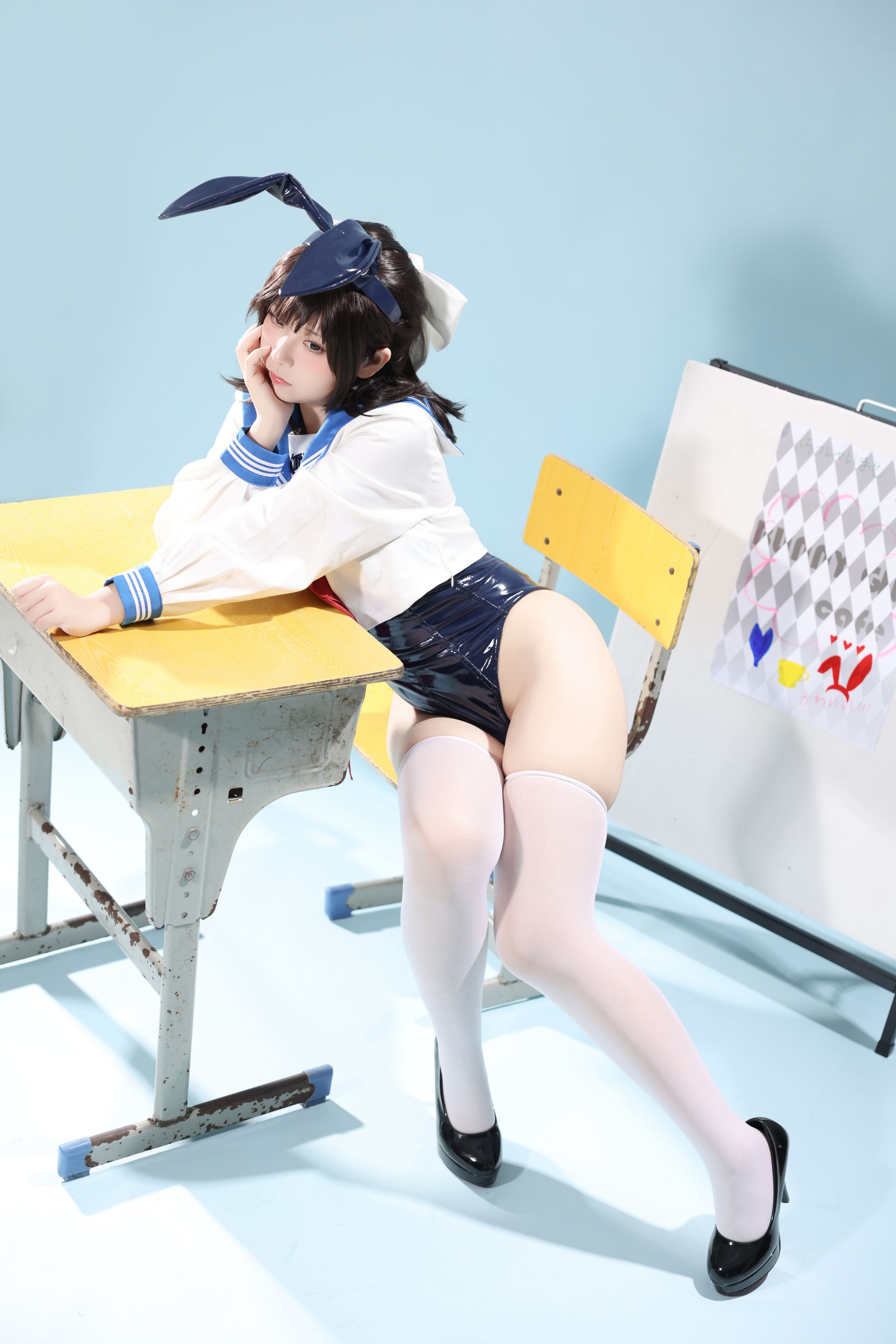 G44は傷つかない - セーラー服バニーガールカフェ 27P