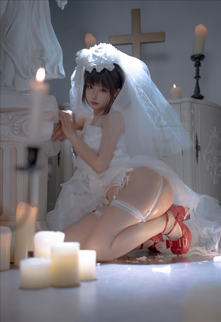 蠢沫沫《婚纱》212P 白丝写真套图