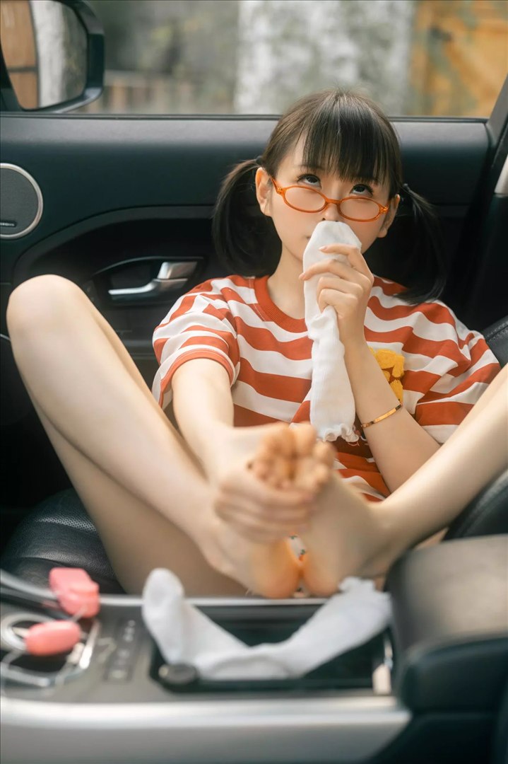 幼水铃衣-周末郊游 62P
