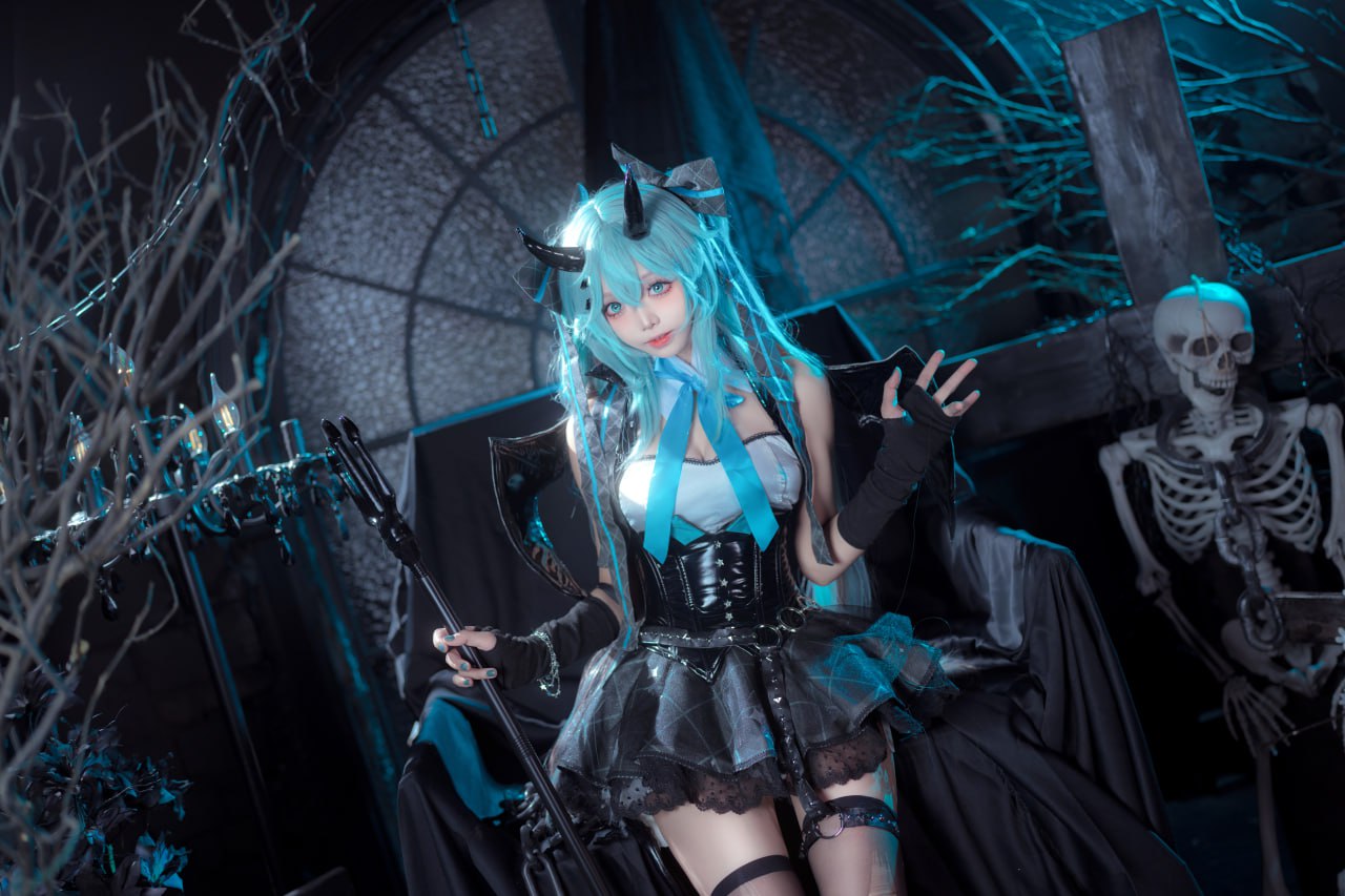 艾西aiwest - 初音小恶魔
