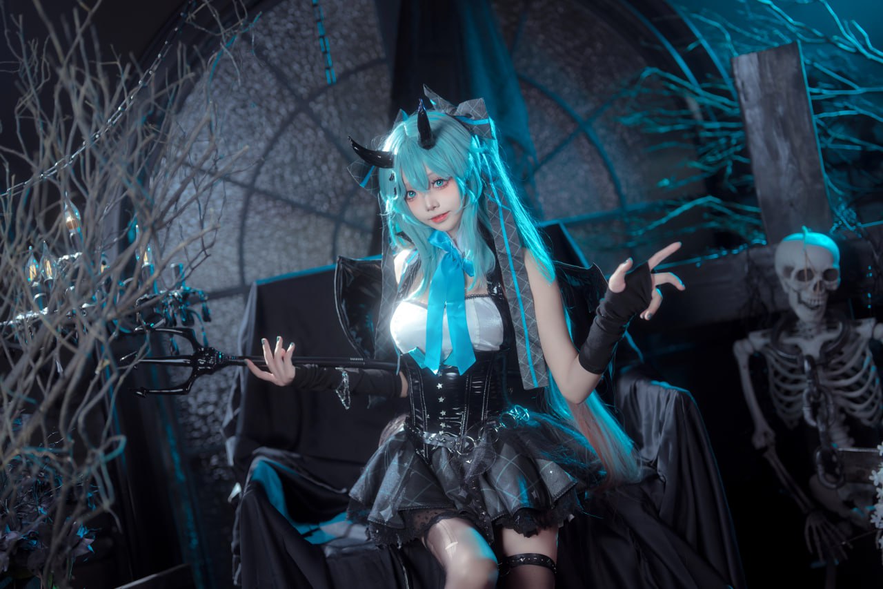 艾西aiwest - 初音小恶魔