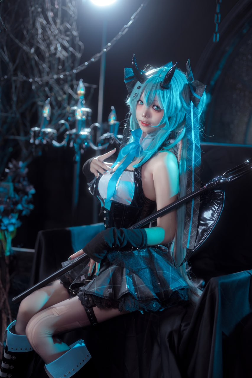 艾西aiwest - 初音小恶魔
