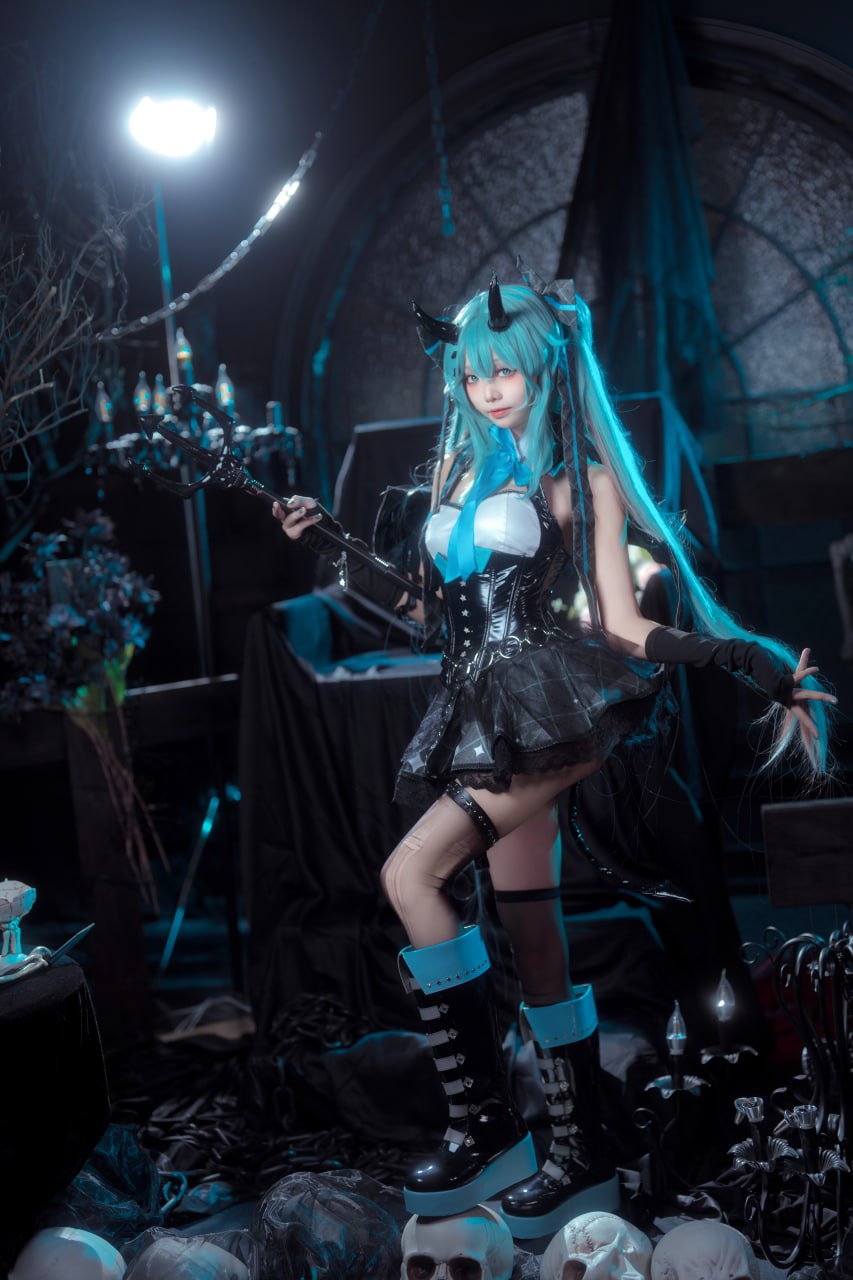 艾西aiwest - 初音小恶魔