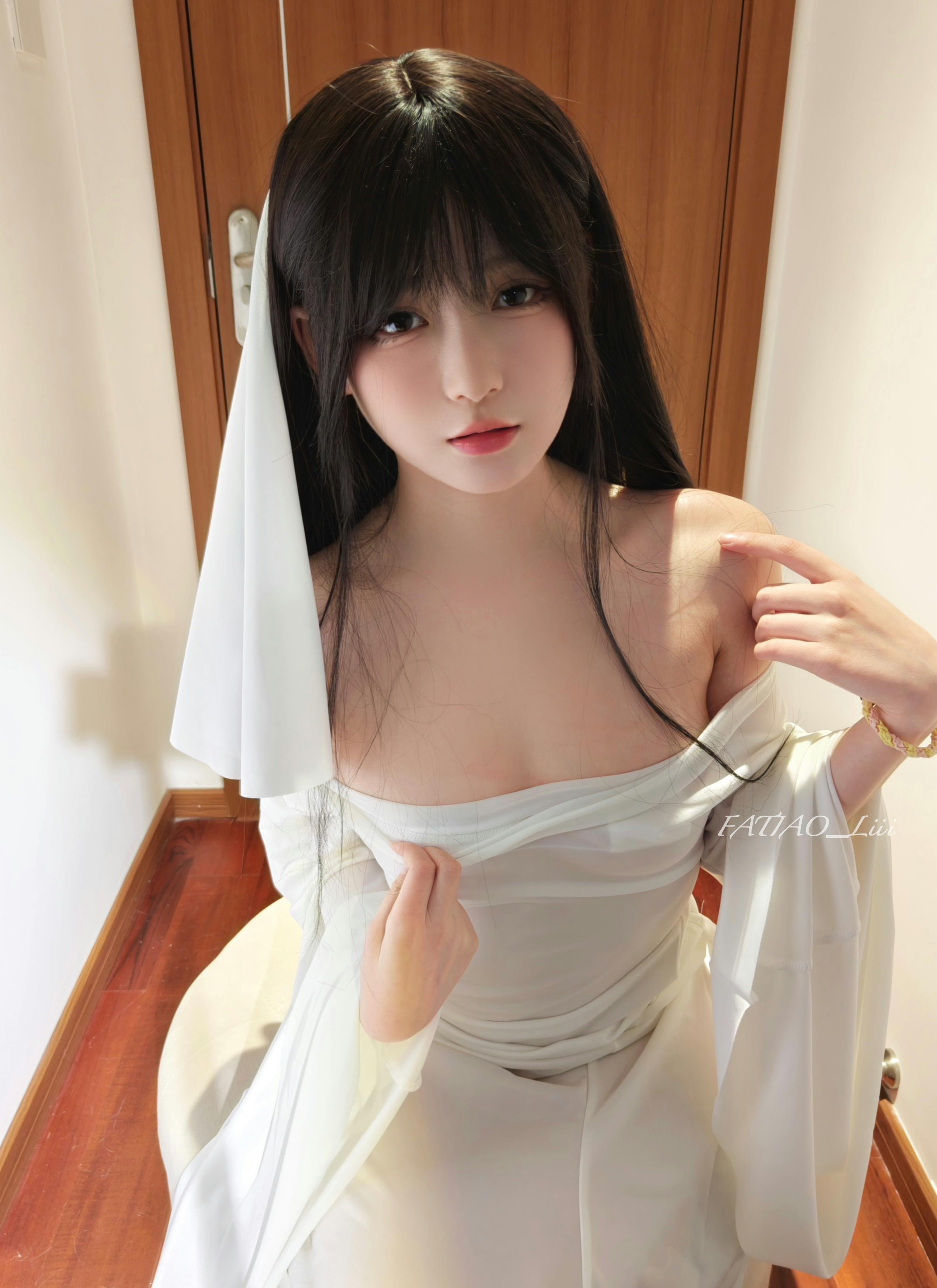 Mê Chi Đần Lý - Trang phục Halloween 40P