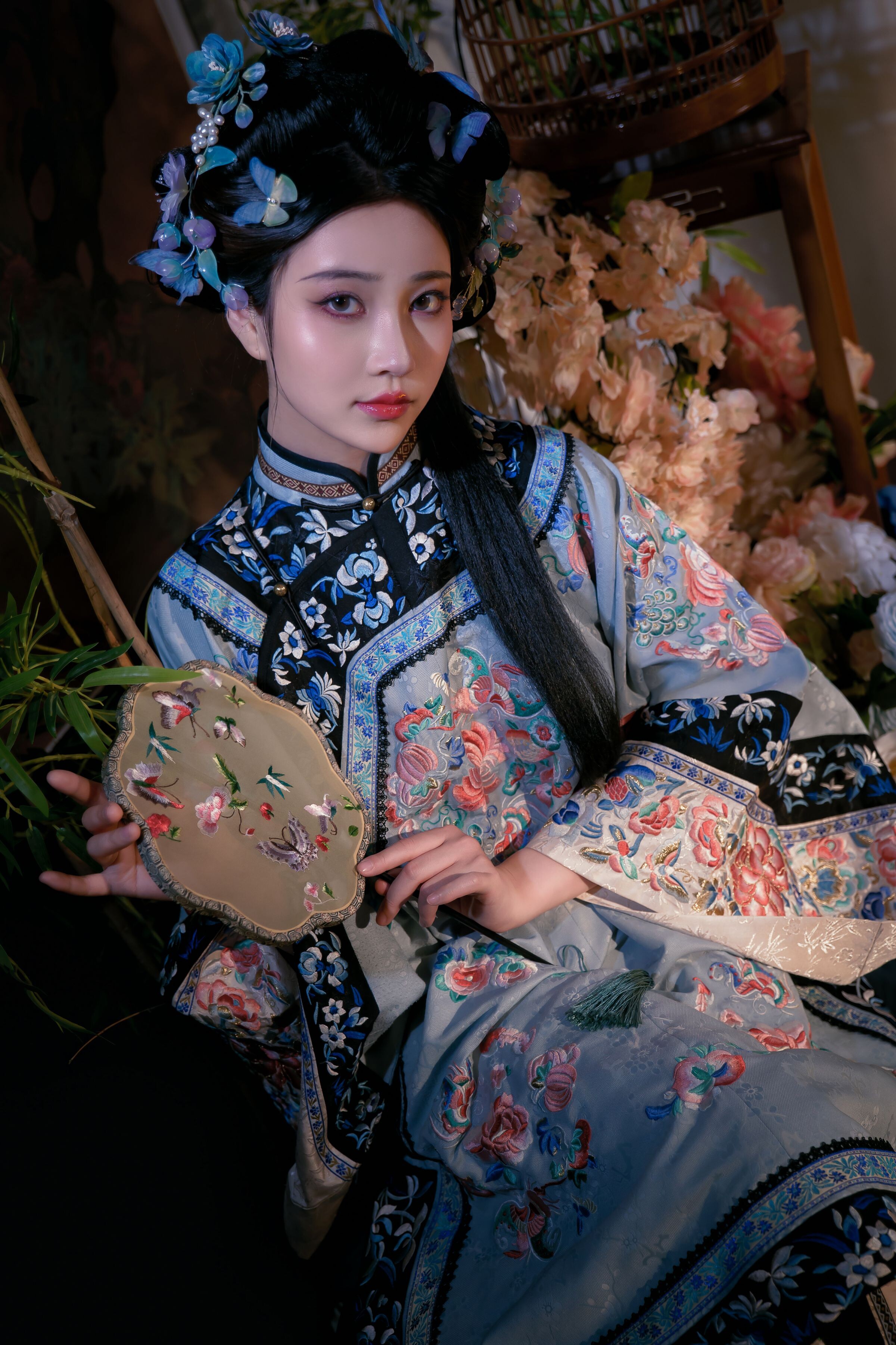 Niên Niên - Sơ Lan Lăng