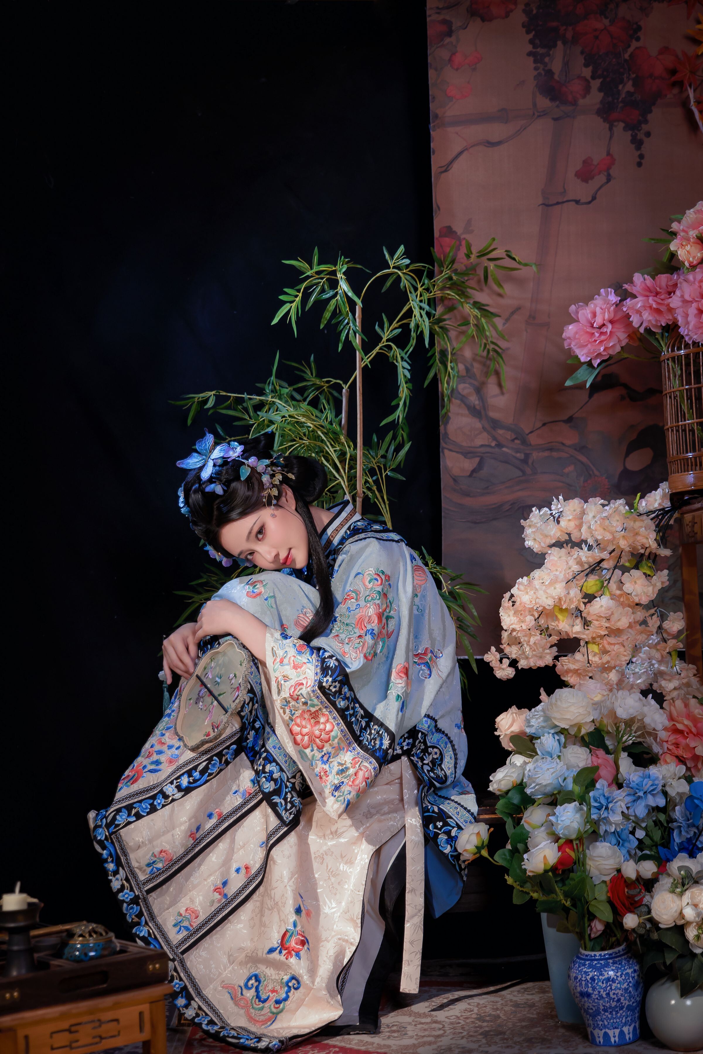 Niên Niên - Sơ Lan Lăng