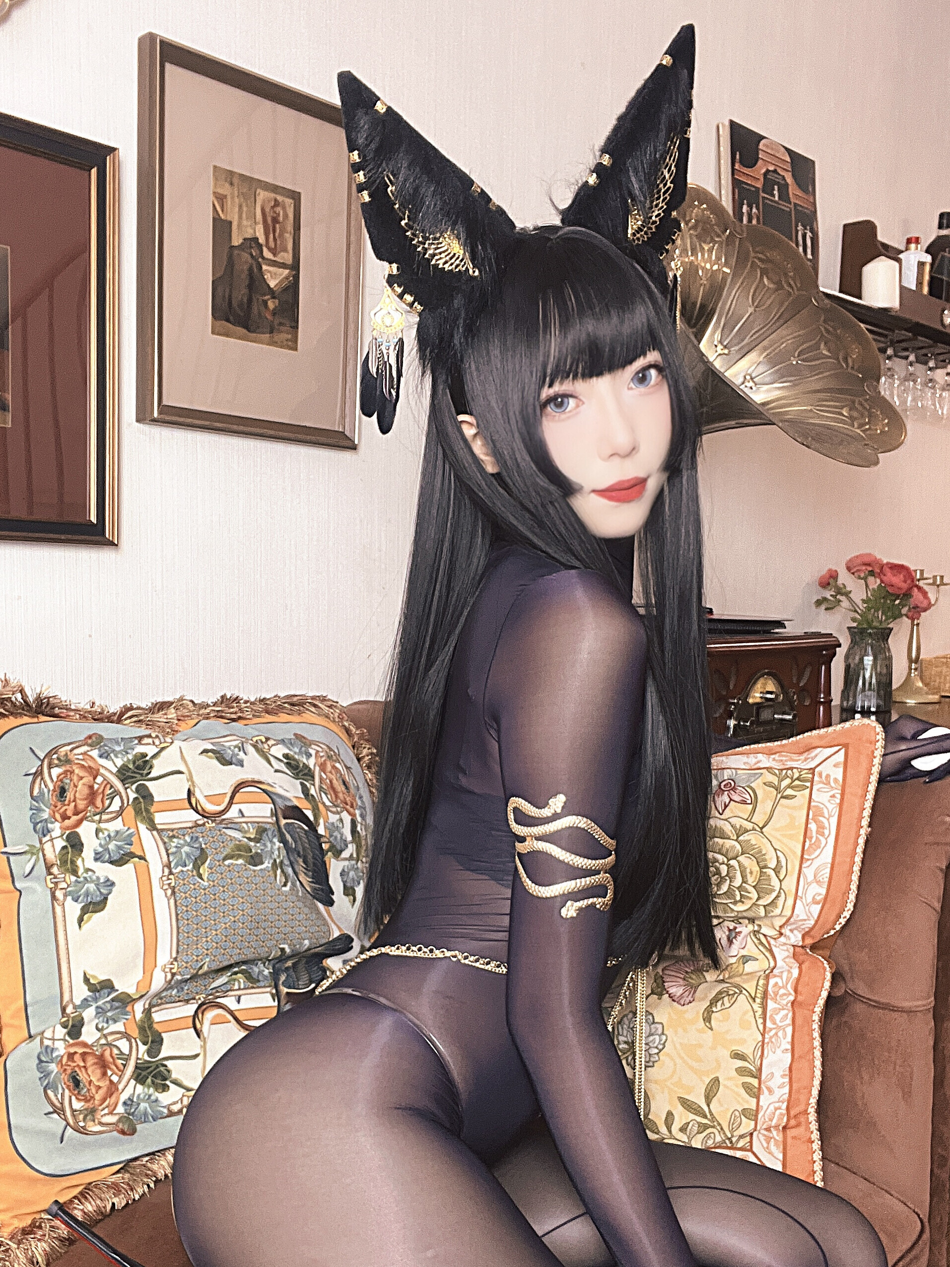 Money Lạnh Lạnh - Anubis
