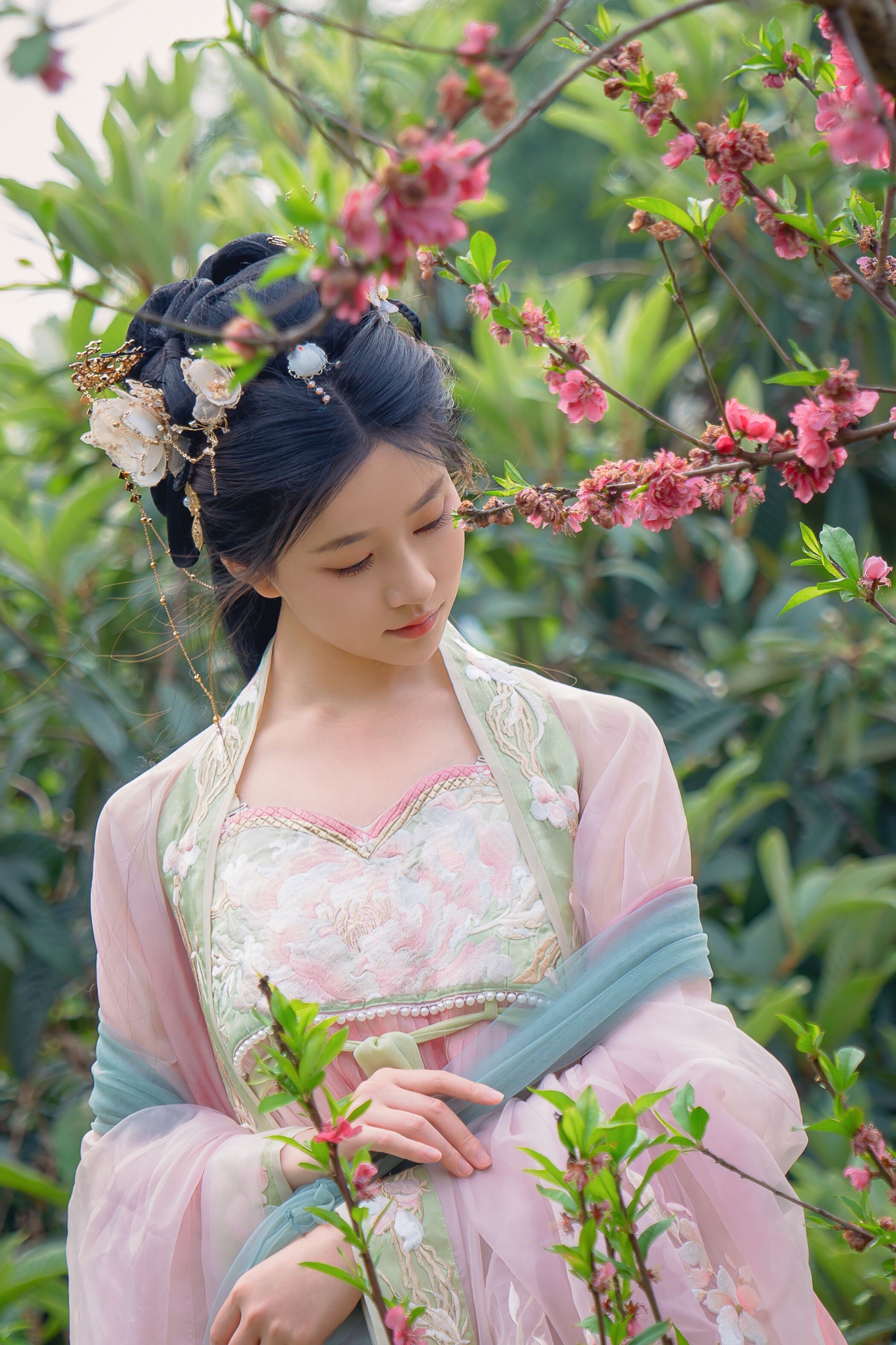 Bo anh Niannian Nnian Haitang Fairy co trang ngoai troi