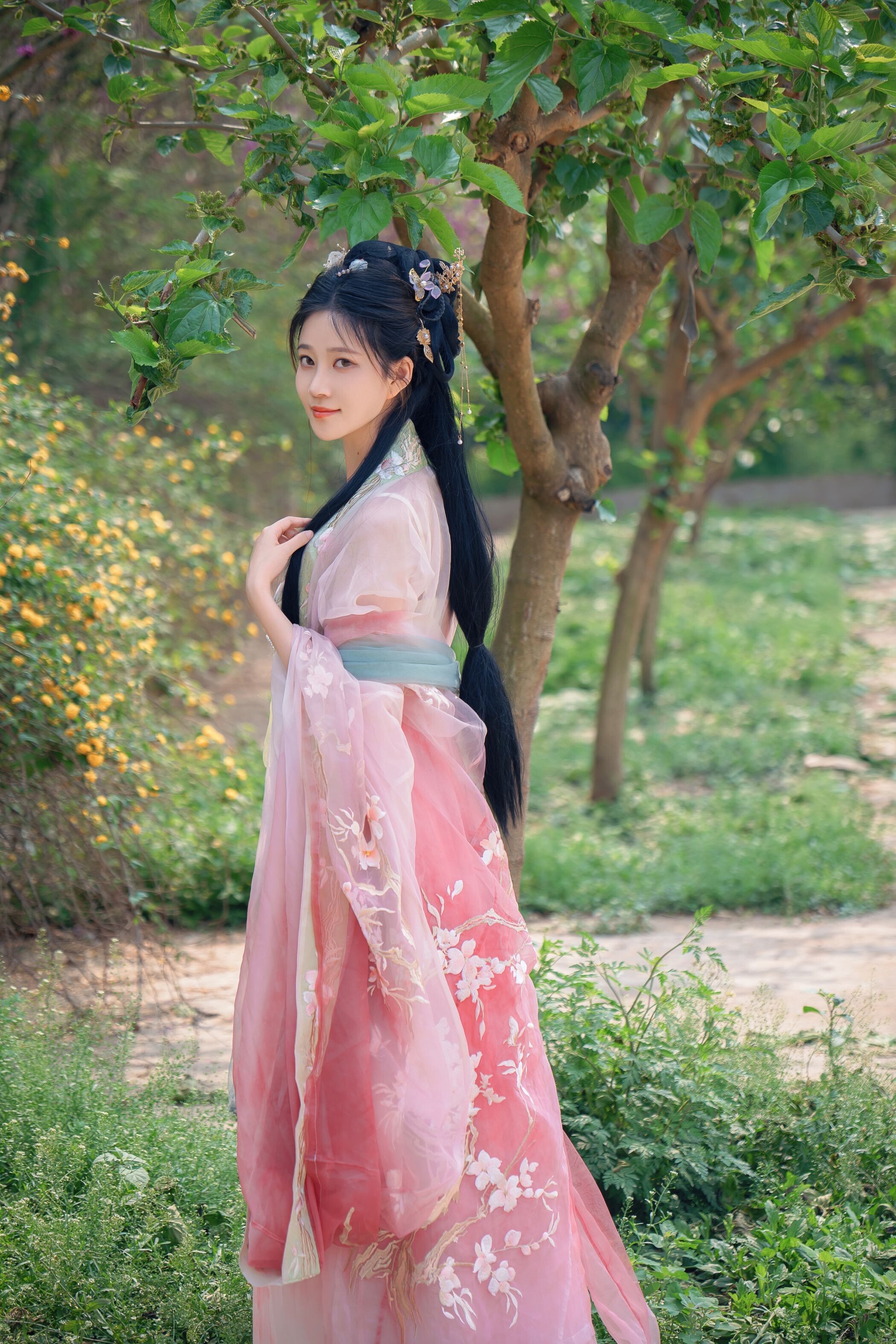 Bo anh Niannian Nnian Haitang Fairy co trang ngoai troi