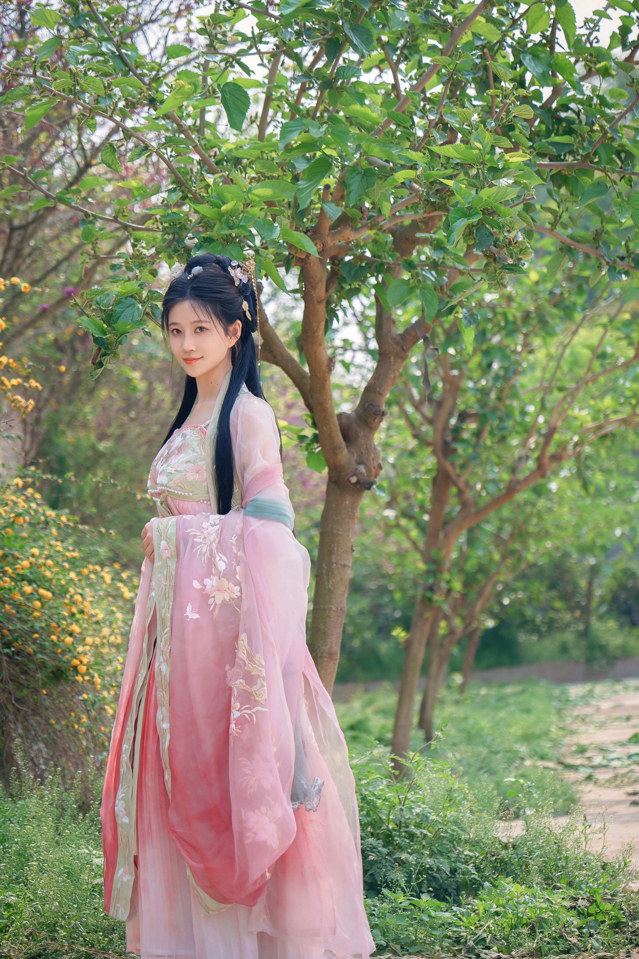 Bo anh Niannian Nnian Haitang Fairy co trang ngoai troi