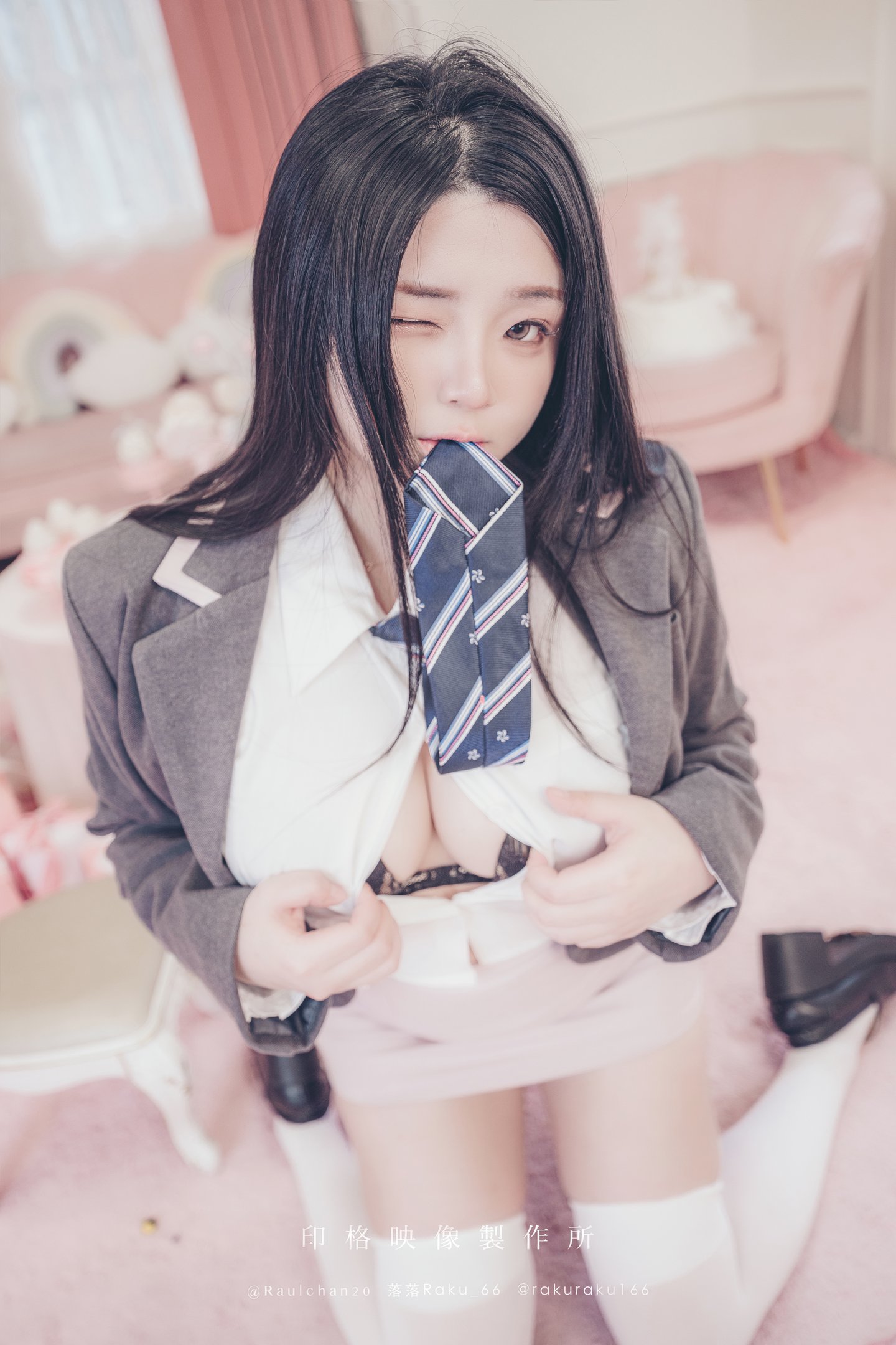 ลัอลัอรากุ - แม่เหล็ก 74P1V