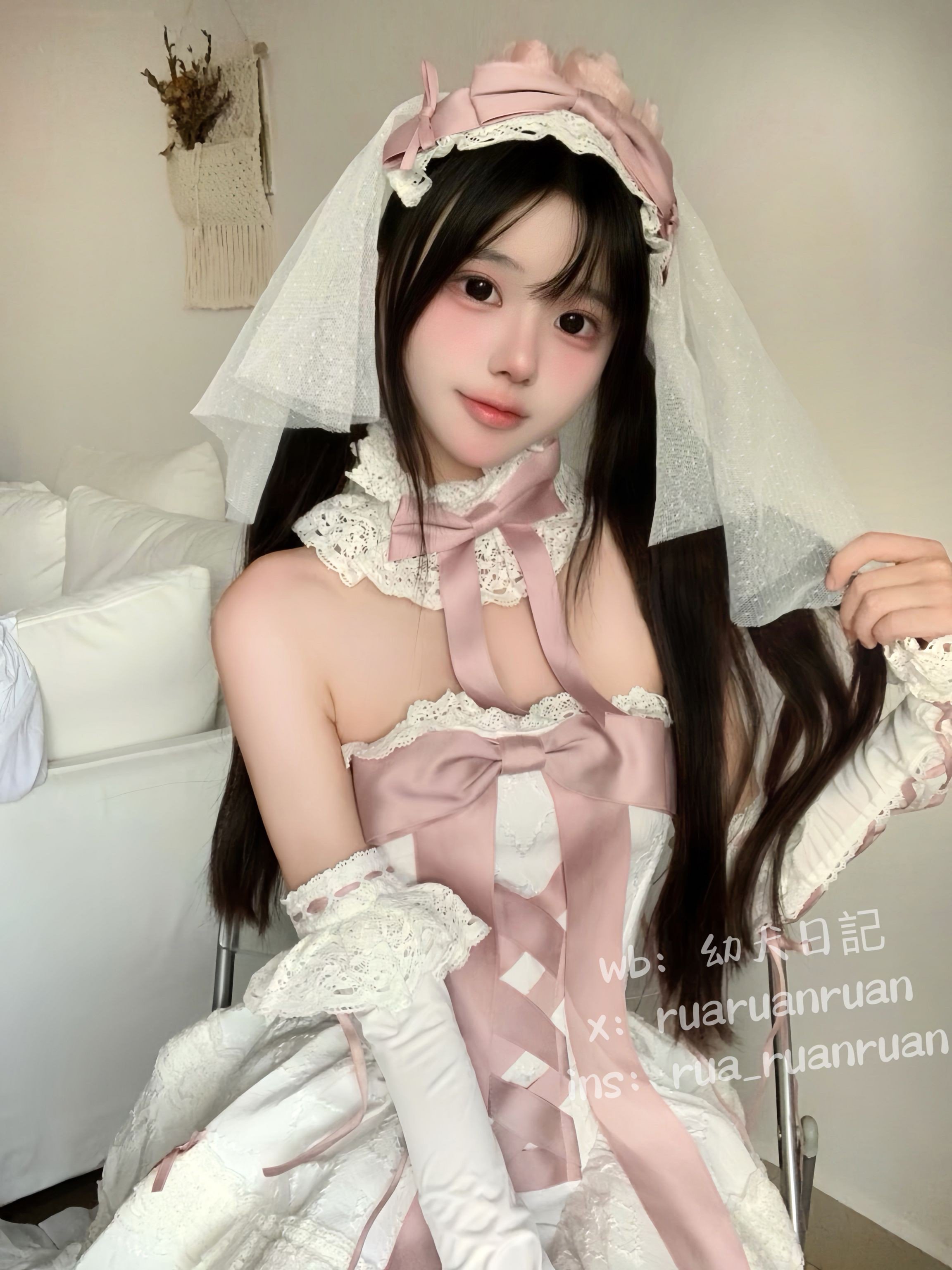 rua阮阮- 初恋缎带 18P