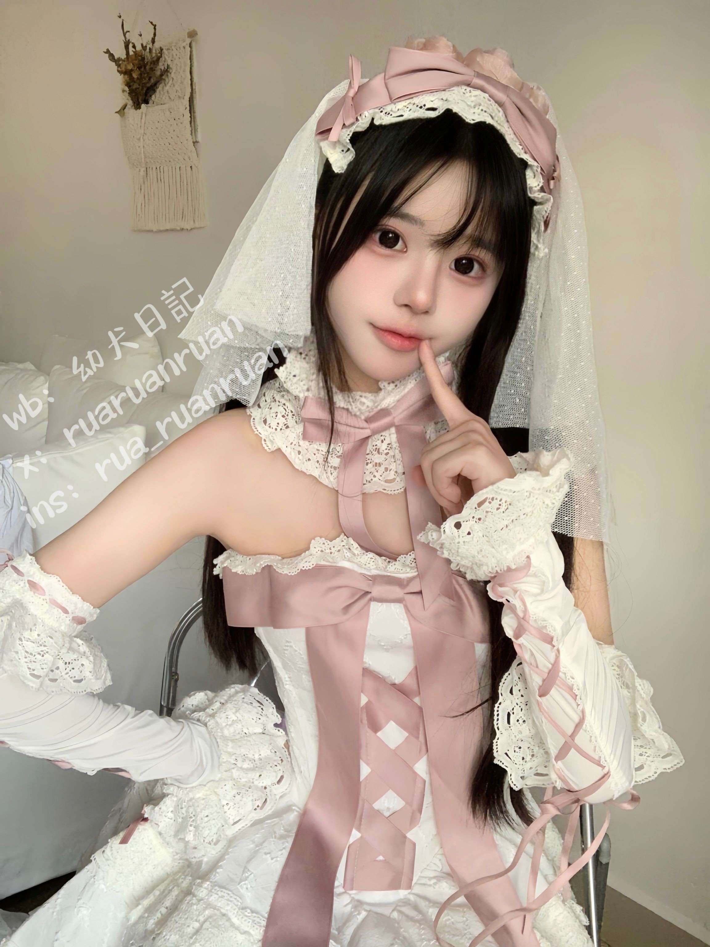 rua阮阮- 初恋缎带 18P